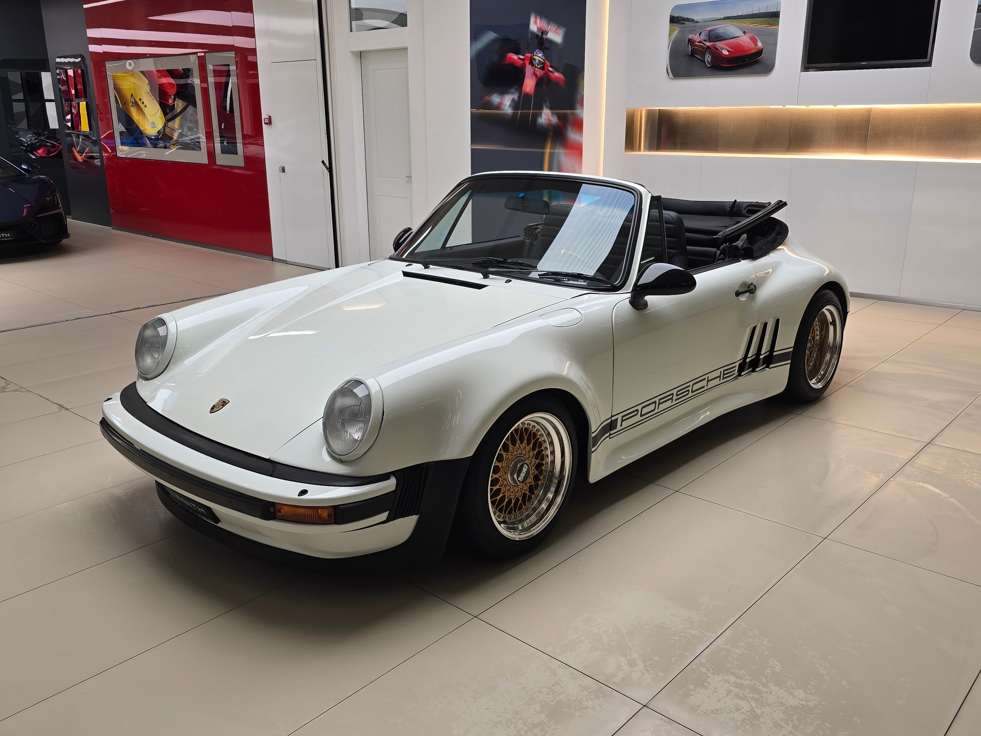 PORSCHE 911 Carrera Cabrio-image-0