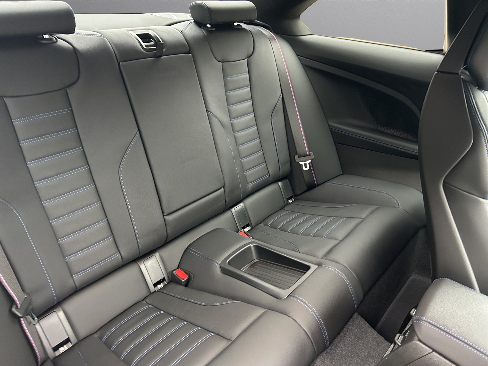 BMW M240i xDrive M Sport Pro Steptronic M Performance-image-23