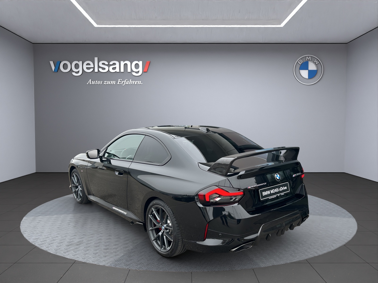 BMW M240i xDrive M Sport Pro Steptronic M Performance-image-9