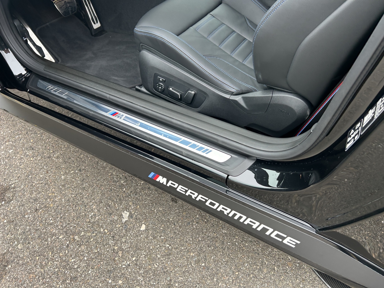 BMW M240i xDrive M Sport Pro Steptronic M Performance-image-16