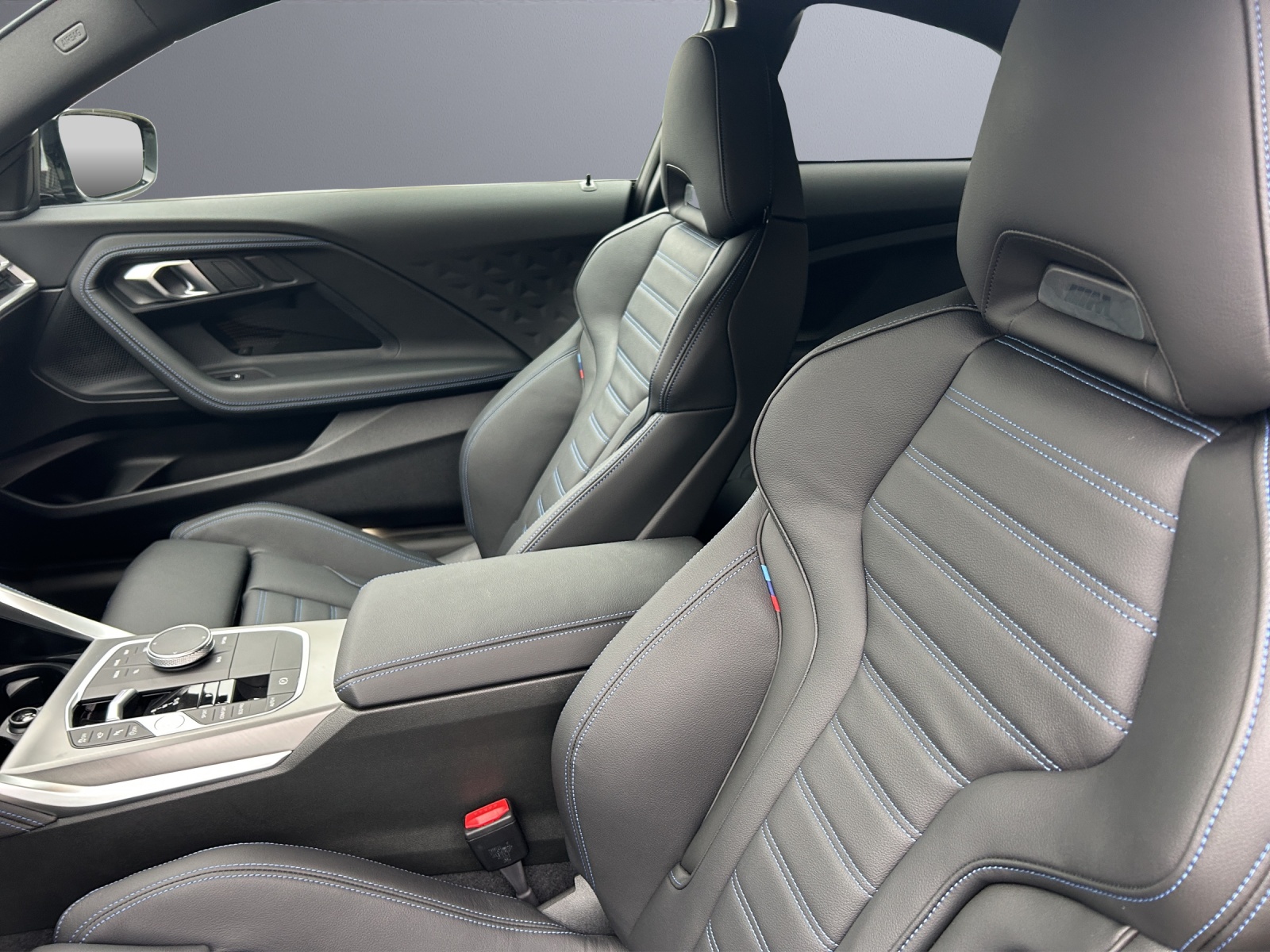 BMW M240i xDrive M Sport Pro Steptronic M Performance-image-26
