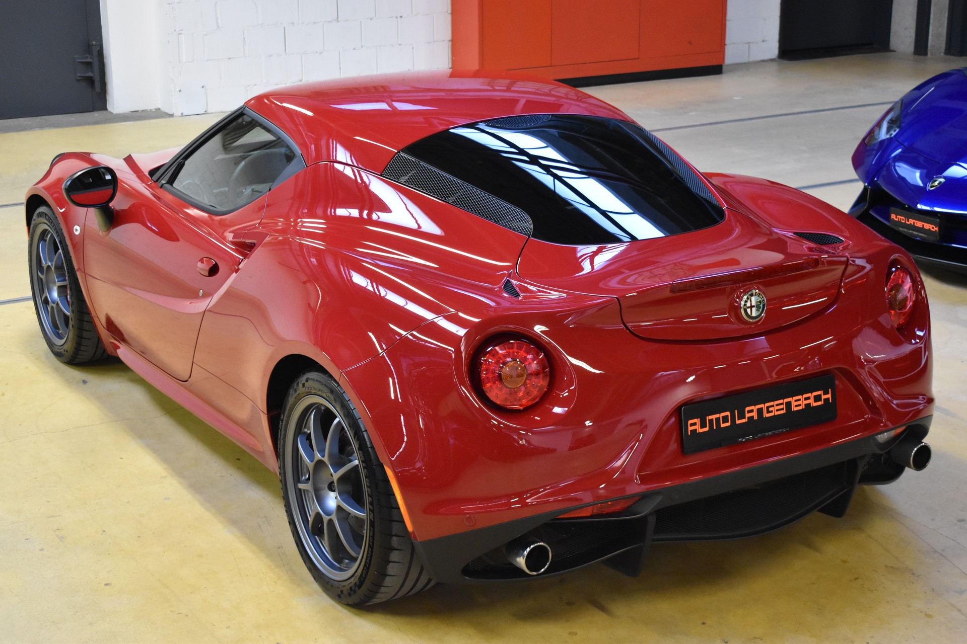 ALFA ROMEO 4C Coupe 1750 TBi TCT - Automatico-showroom-element-2