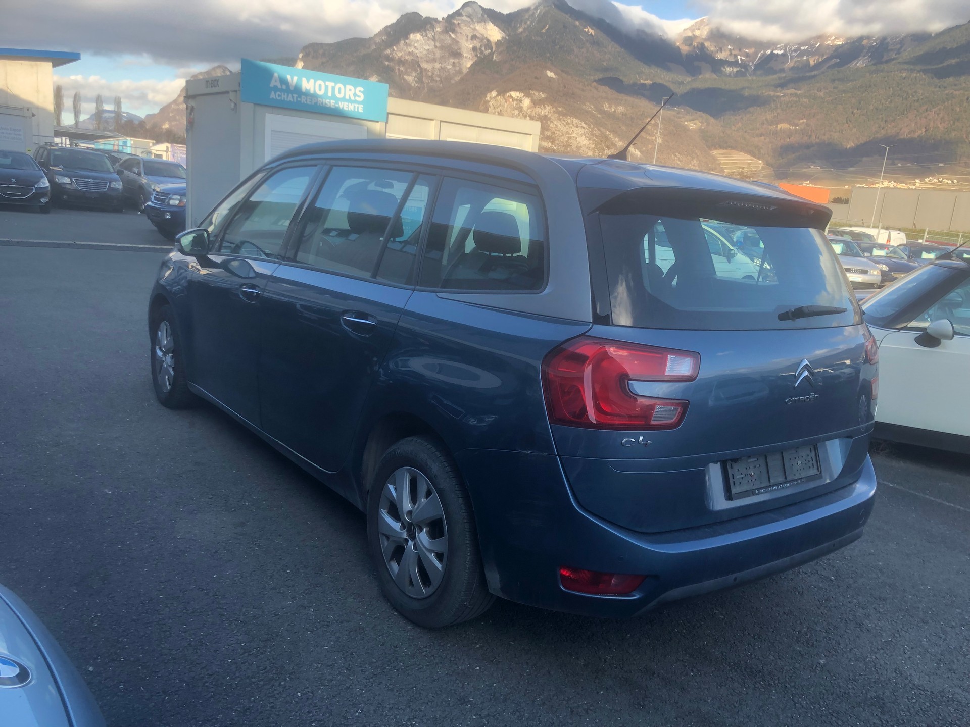 CITROEN Grand C4 Picasso 1.6i 16V e-THP Exclusive-image-5