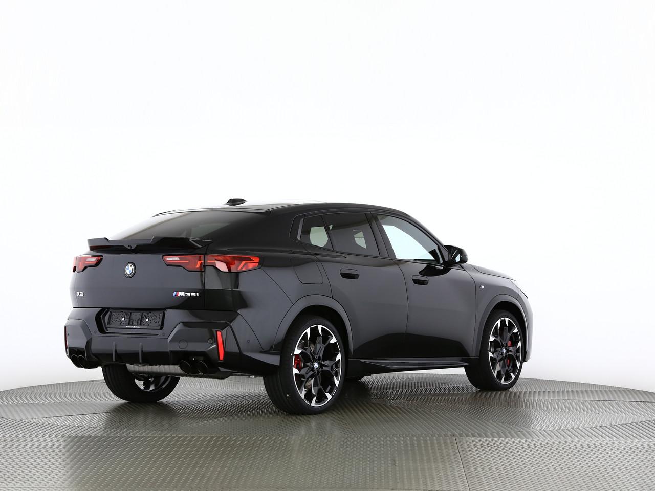 BMW X2 M35i-image-12