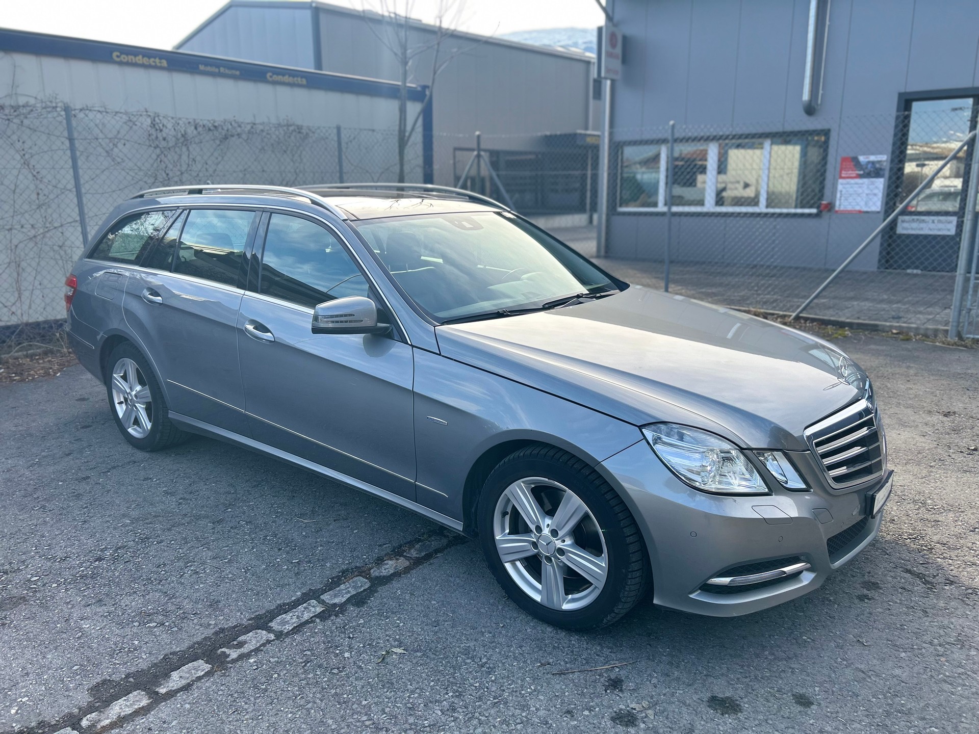 MERCEDES-BENZ E 350 CDI BlueEfficiency Elégance 4Matic 7G-Tronic-image-1
