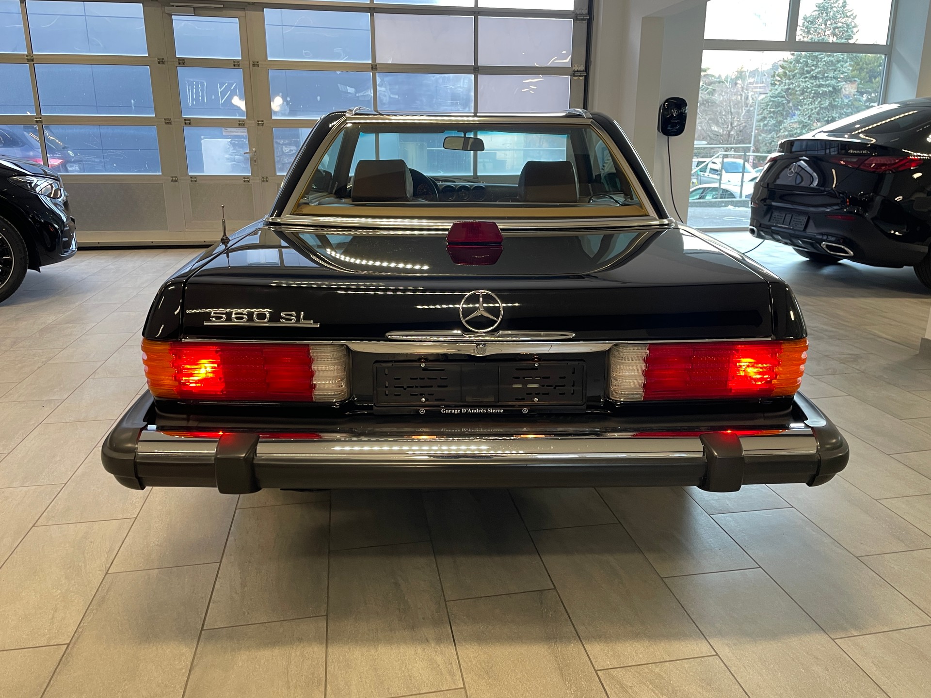 MERCEDES-BENZ SL 560-image-5