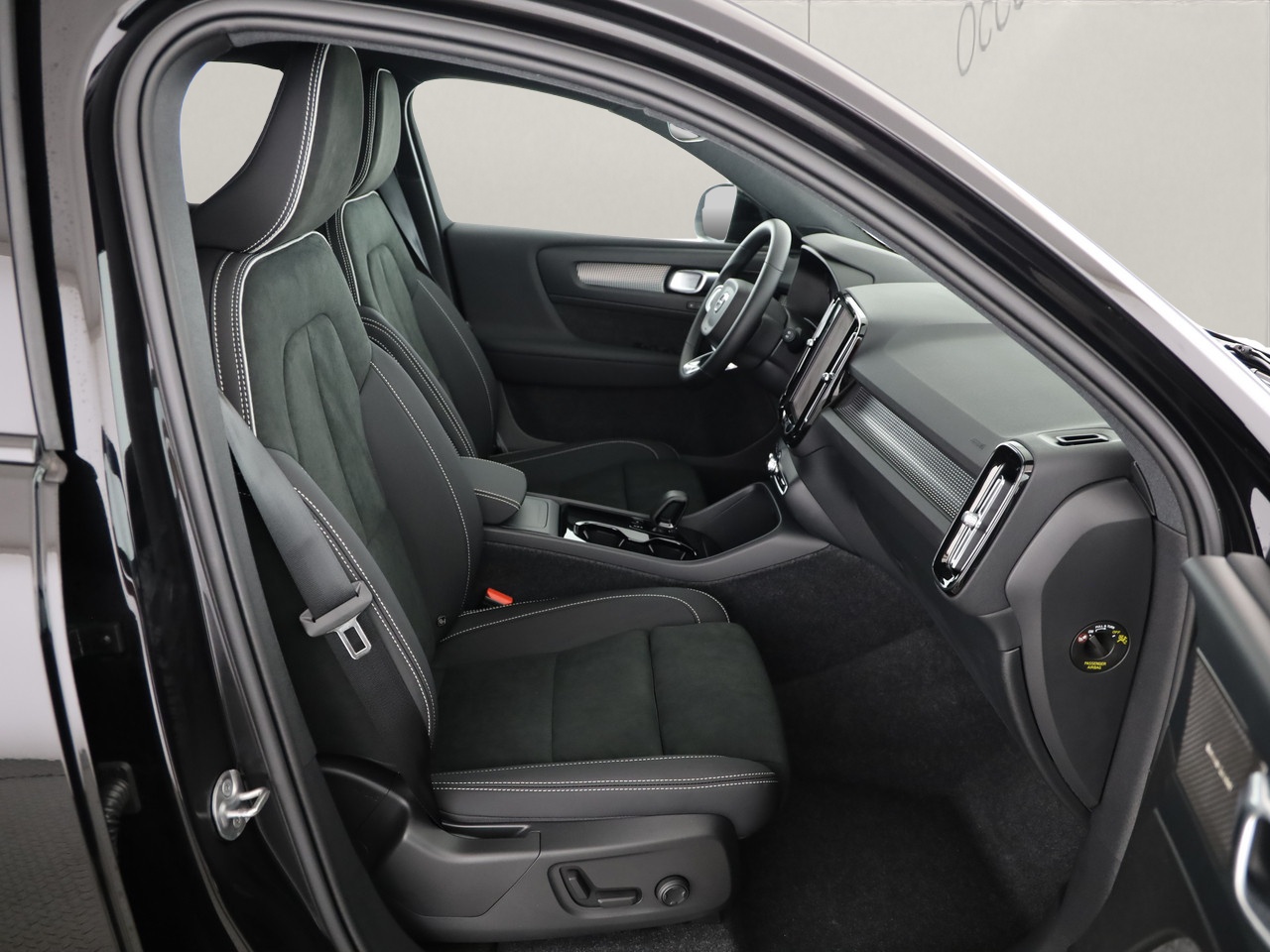 VOLVO EX40 Twin Performance Ultra AWD-image-6