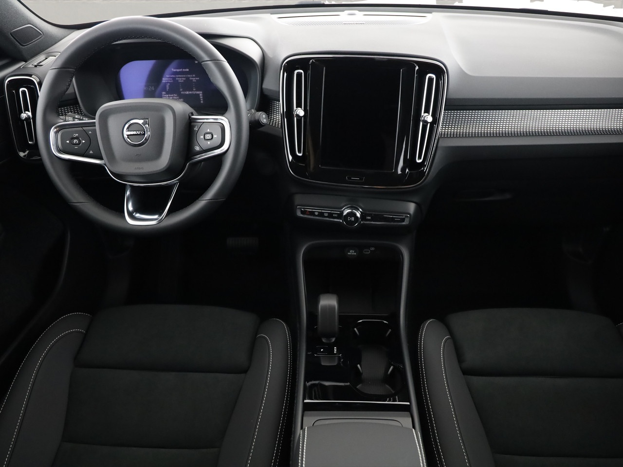 VOLVO EX40 Twin Performance Ultra AWD-image-8