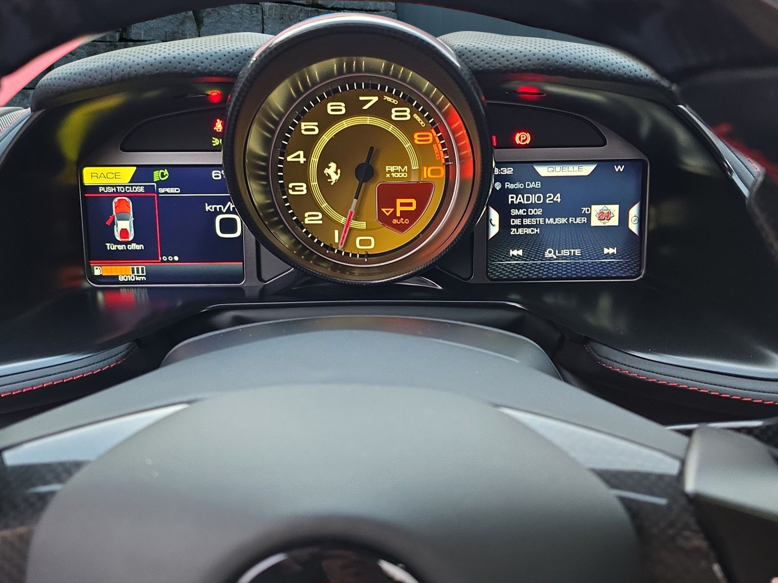 FERRARI 812 Superfast-image-11