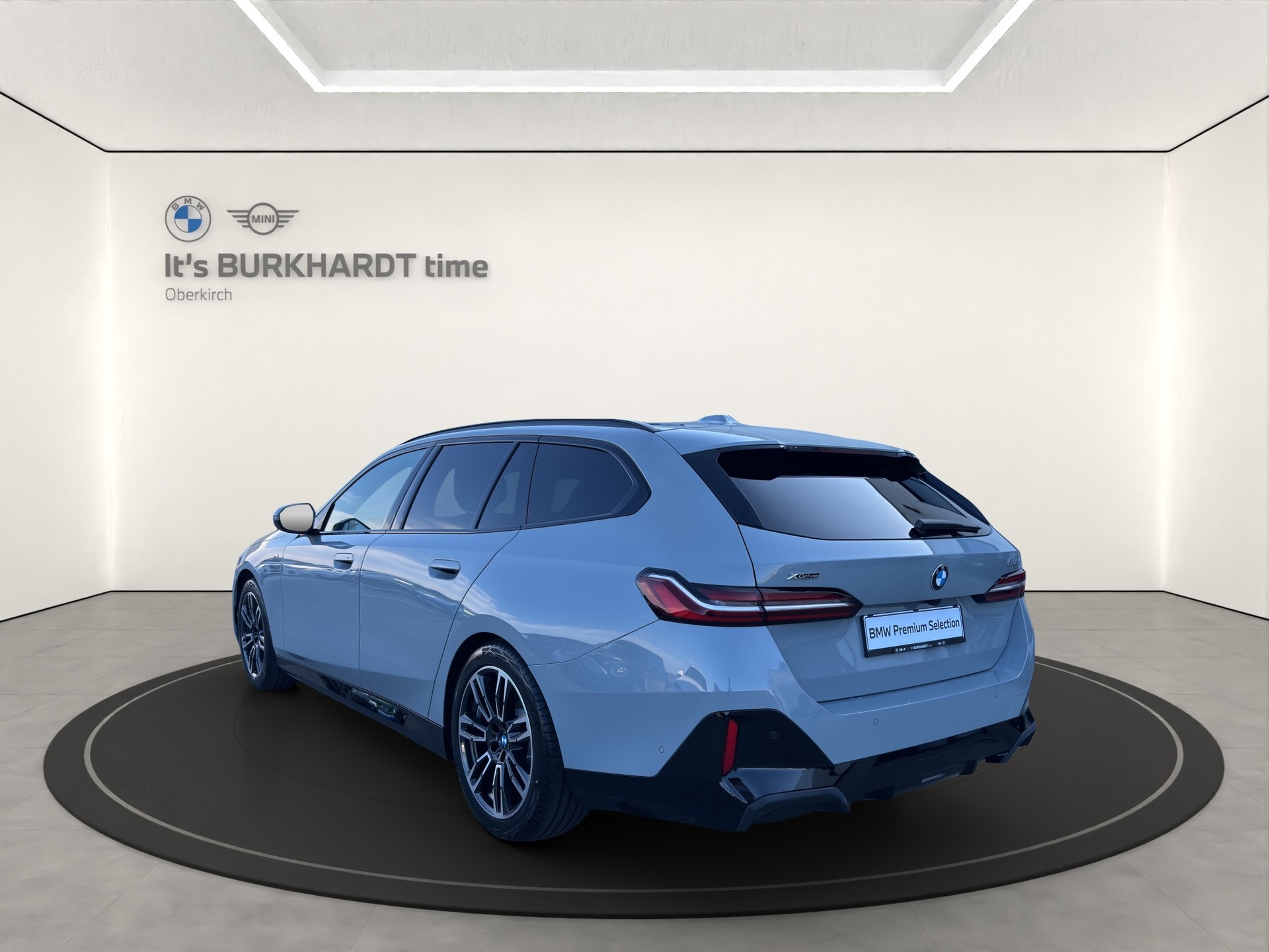 BMW 520d xDr 48V Tour M Sport-image-2