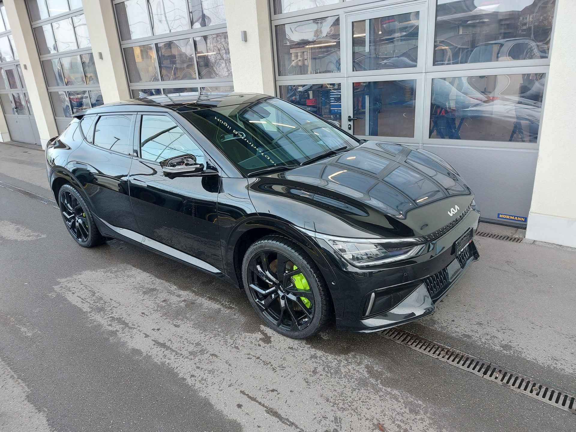 KIA EV6 77 kWh GT 4x4-image-7