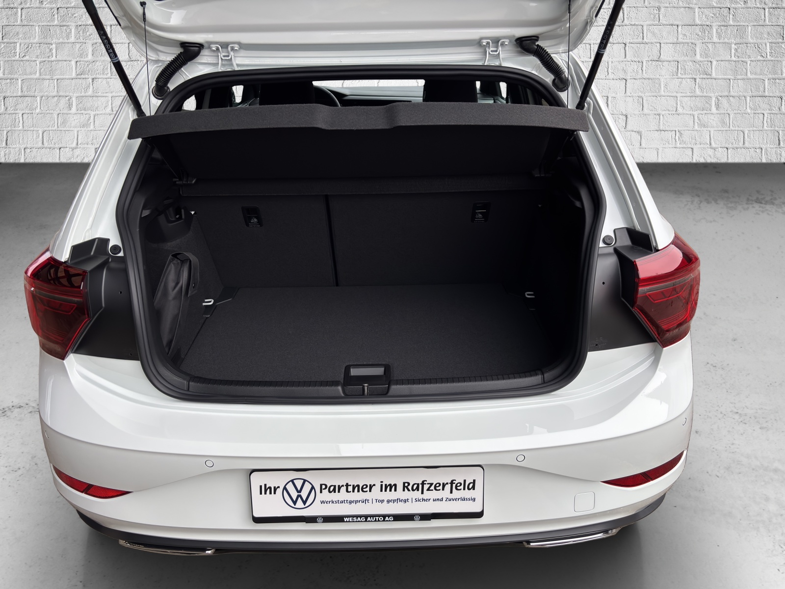 VW Polo 1.0 TSI R-Line United DSG-image-16