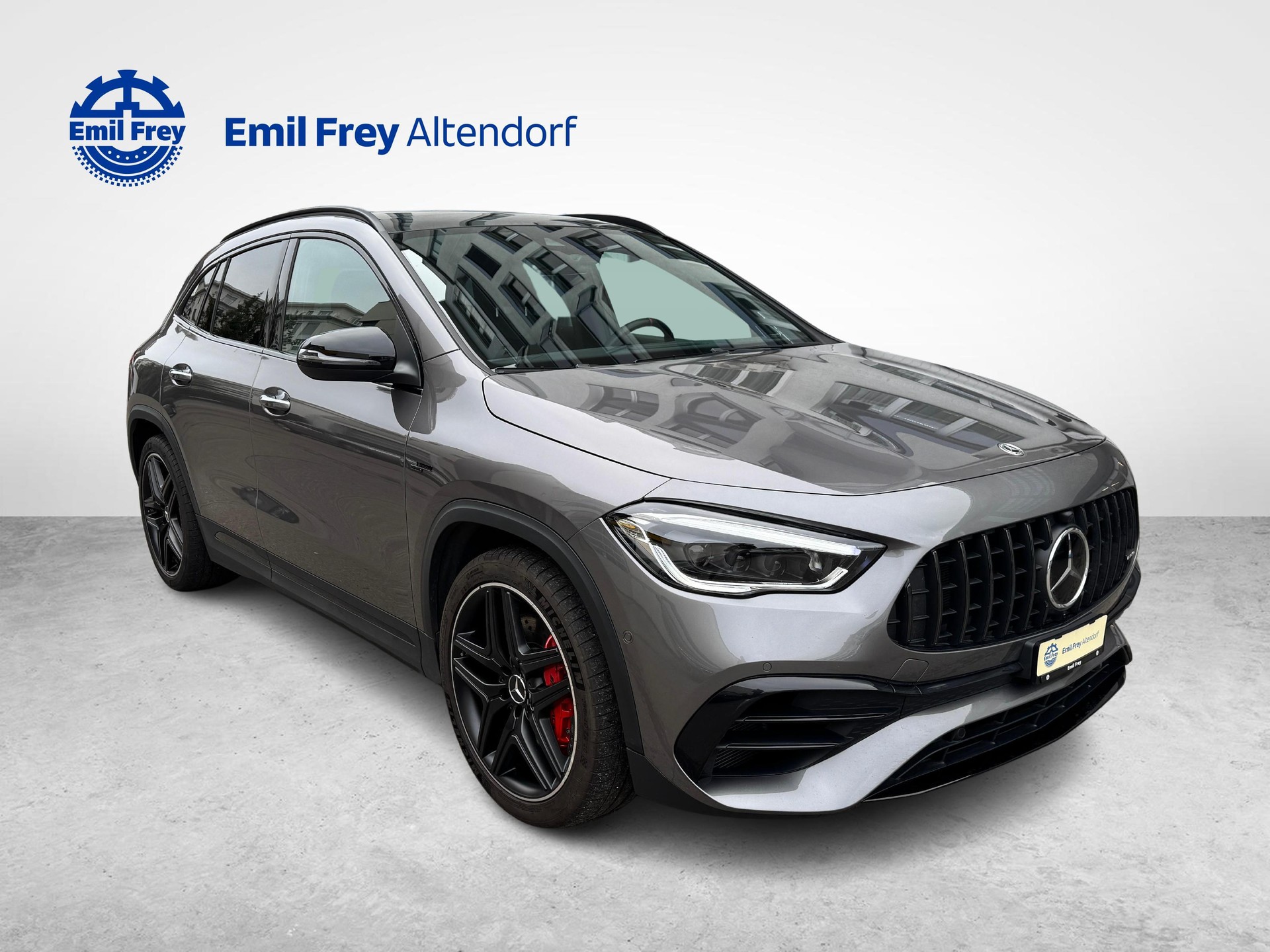MERCEDES-BENZ GLA 45 S AMG 4matic+-image-6