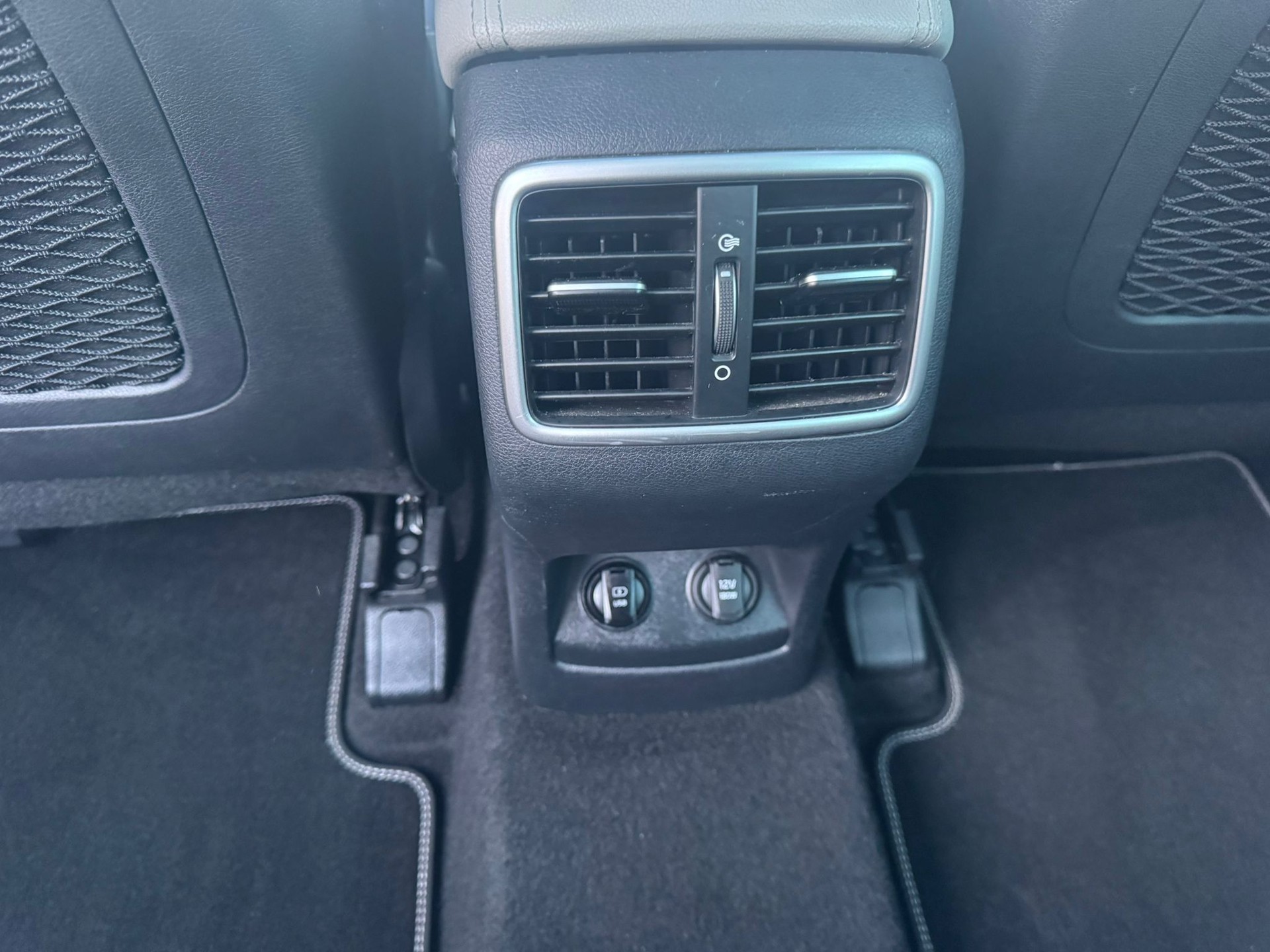 KIA Sportage 2.0CRDi GT Line Mild Hybrid Style 4WD Automat-image-20