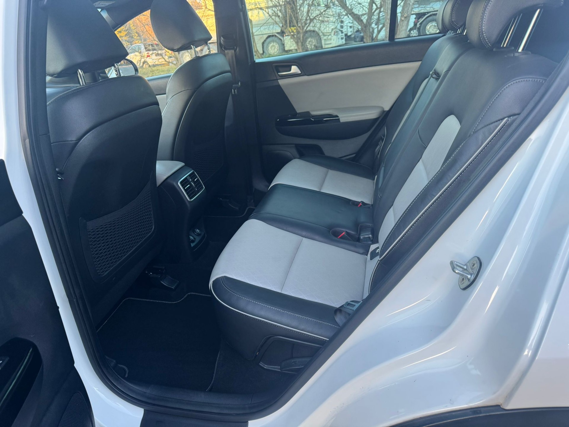 KIA Sportage 2.0CRDi GT Line Mild Hybrid Style 4WD Automat-image-19