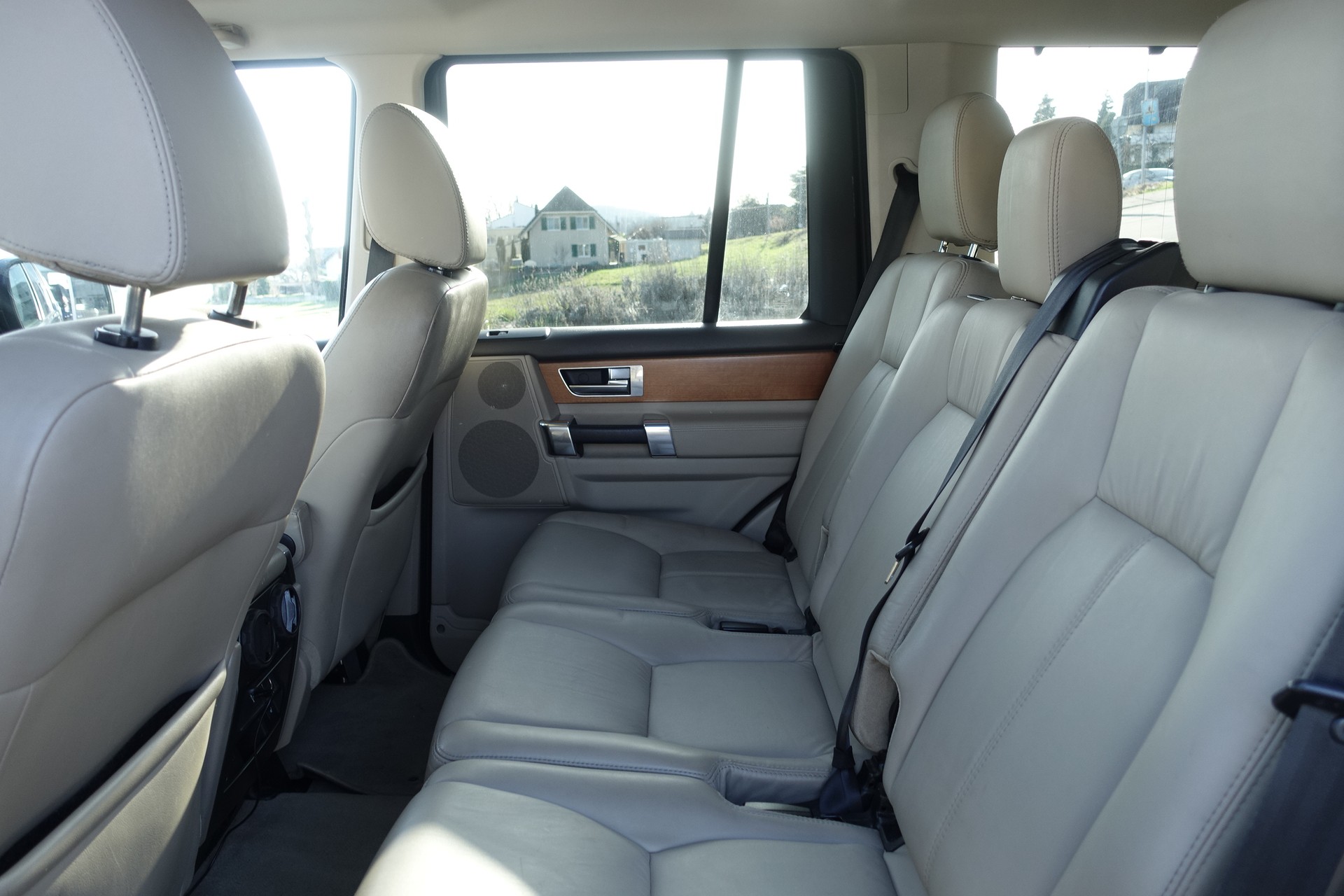 LAND ROVER DISCOVERY-image-10