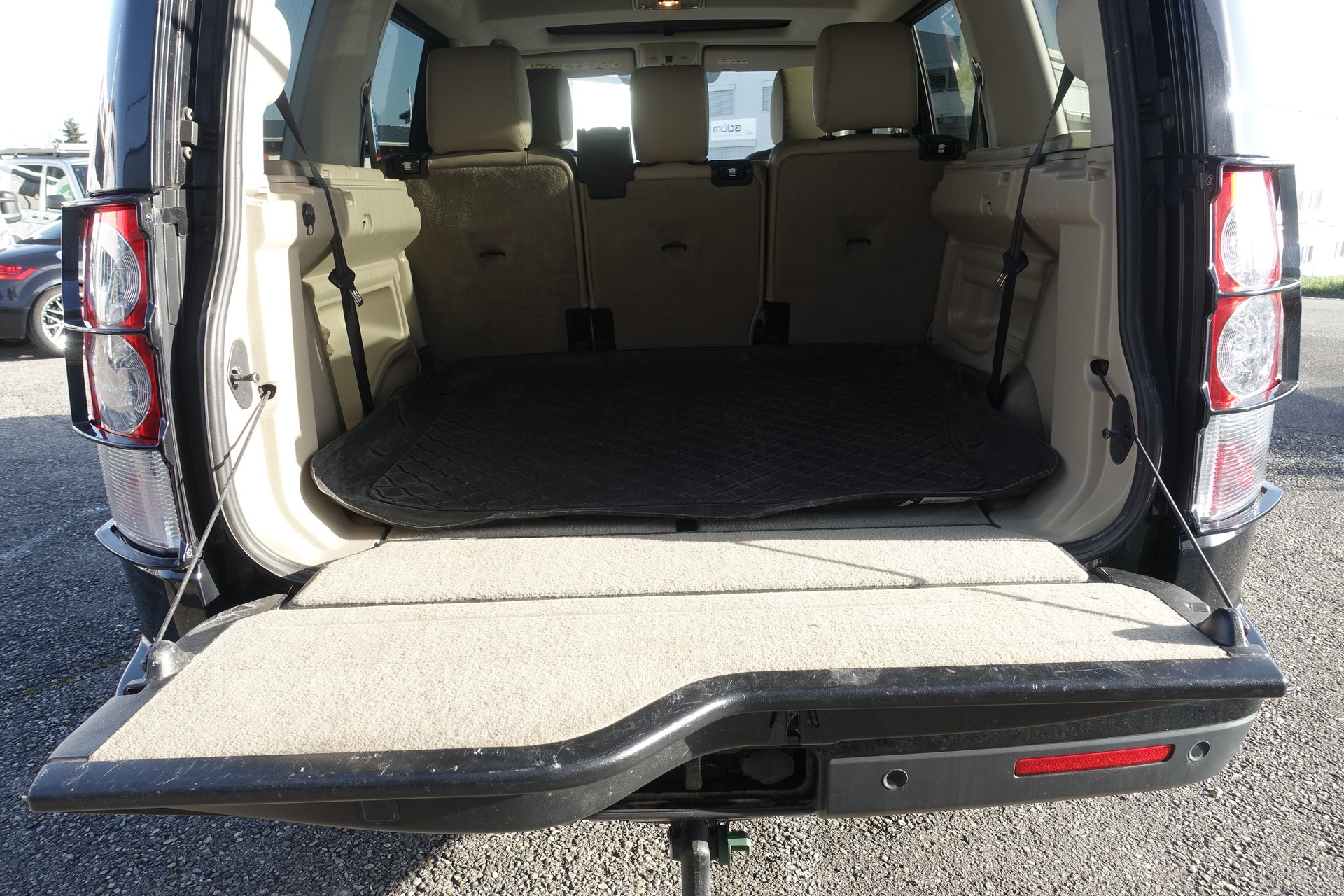 LAND ROVER DISCOVERY-image-5