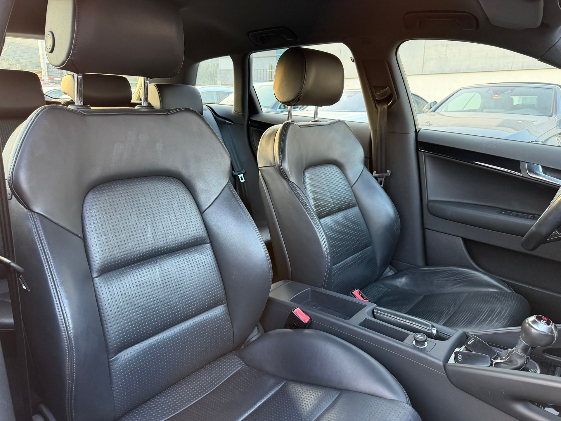 AUDI S3 Sportback 2.0 TFSI quattro S-tronic-image-13