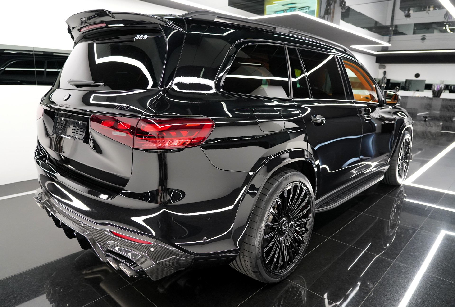 MERCEDES-BENZ GLS 63 4M+ 9G-Tronic BRABUS 700-showroom-element-3
