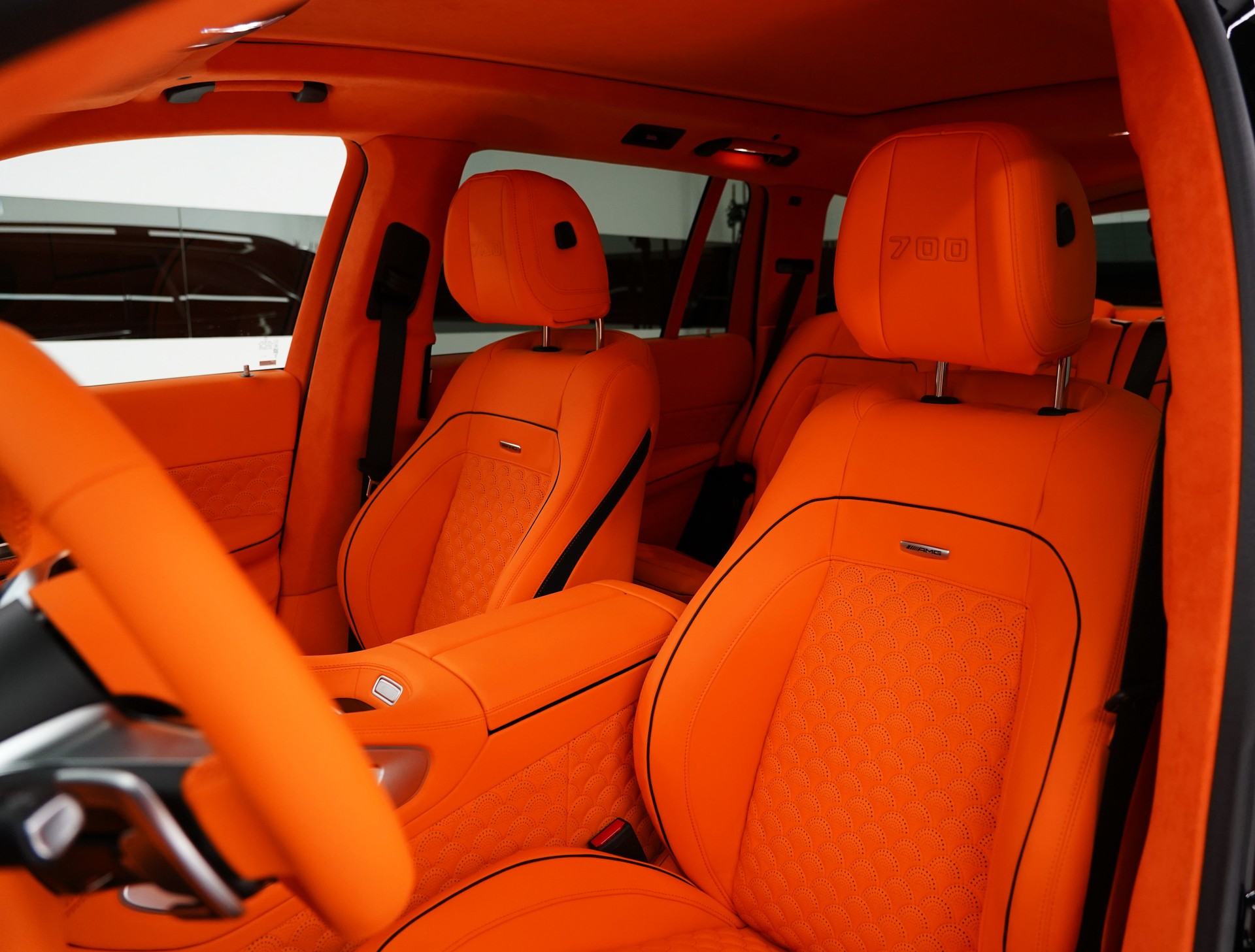 MERCEDES-BENZ GLS 63 4M+ 9G-Tronic BRABUS 700-image-8