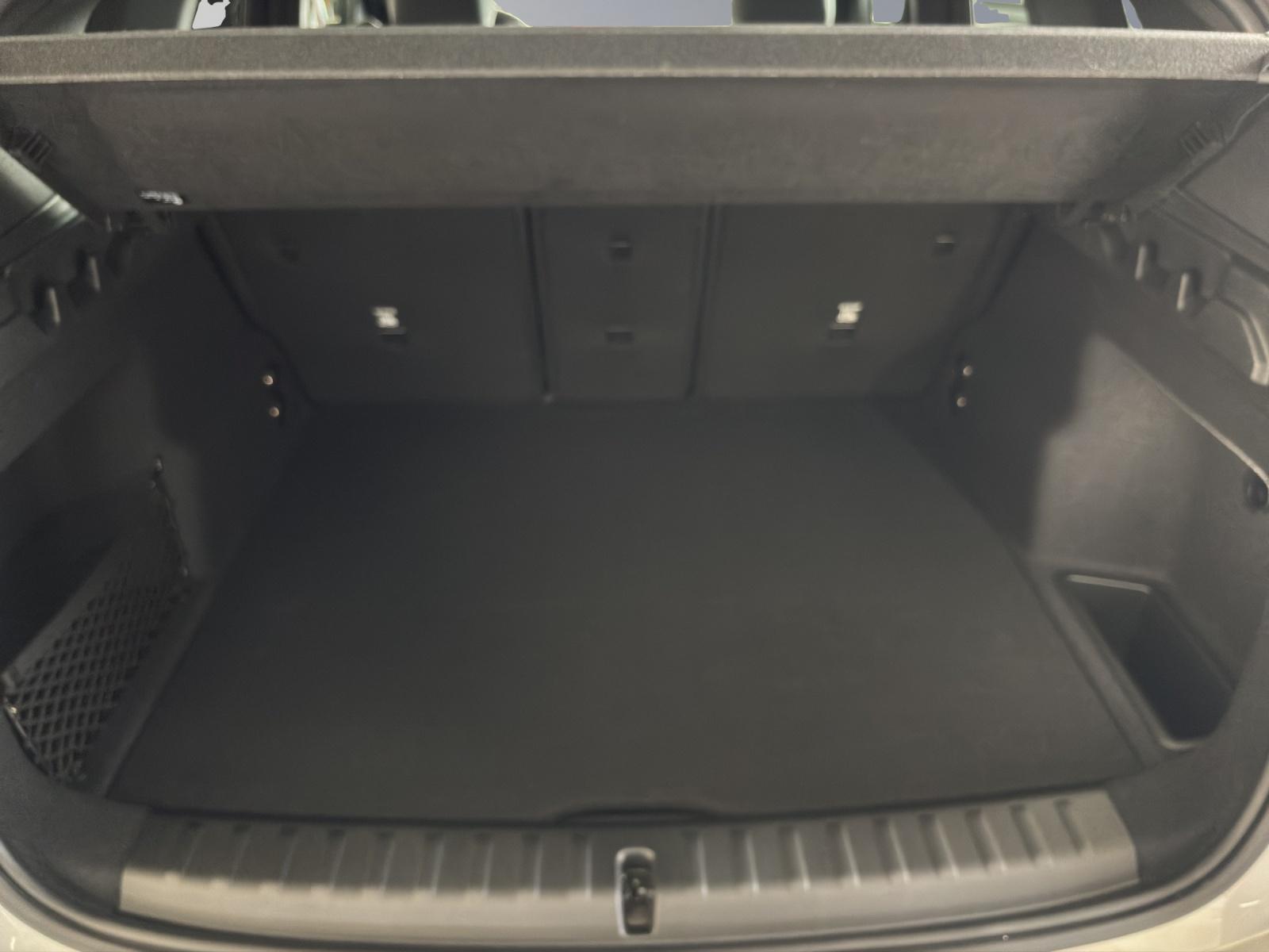 BMW X1 20d xDrive paddles-image-15