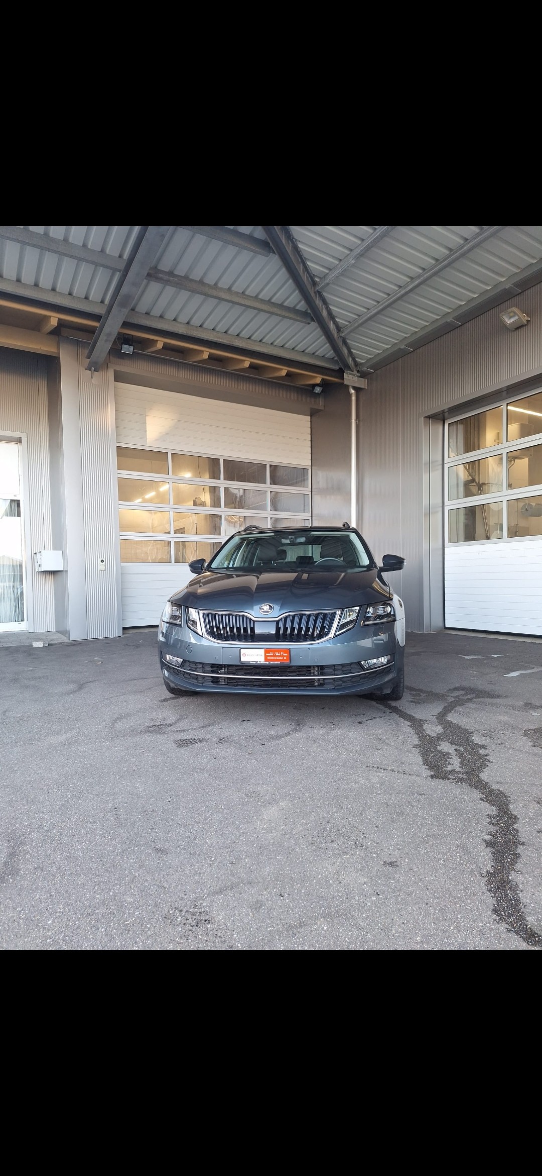 SKODA Octavia Combi 2.0 TDI Style DSG-image-3