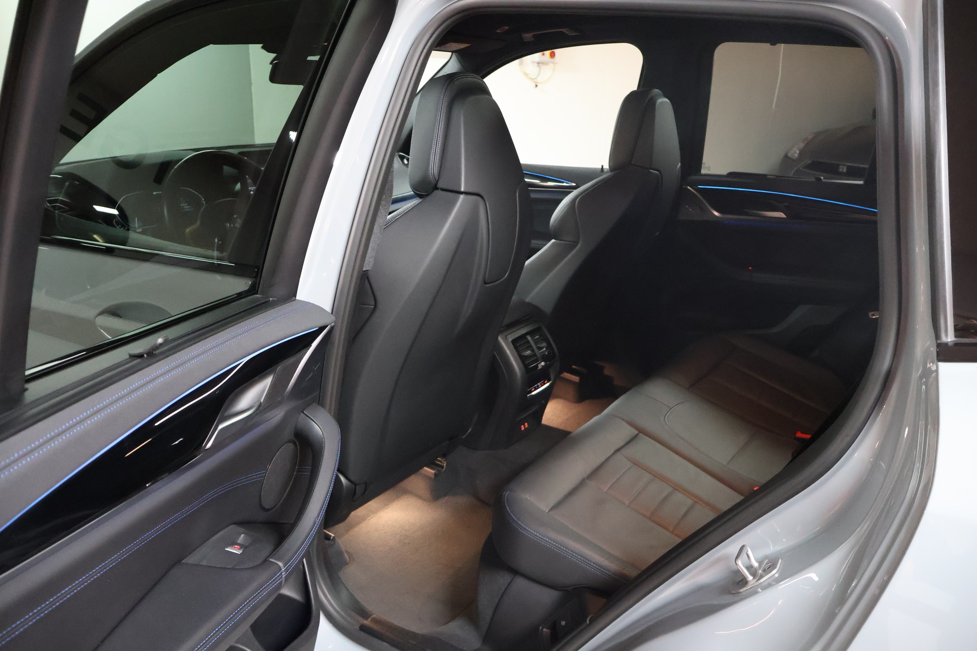 BMW X3 xDrive 30e M Sport-image-16