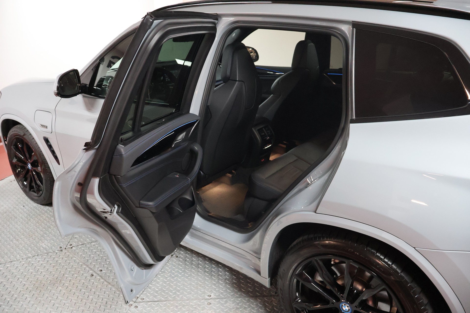 BMW X3 xDrive 30e M Sport-image-15