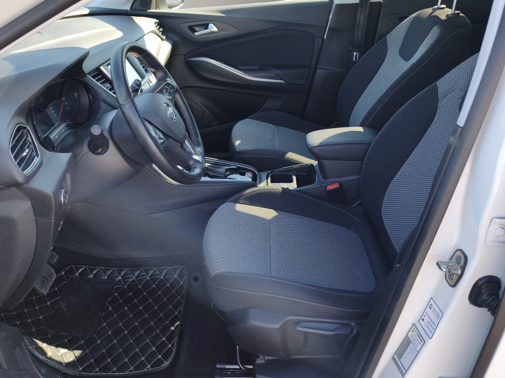 OPEL Grandland X 1.6 CDTi Enjoy-image-2