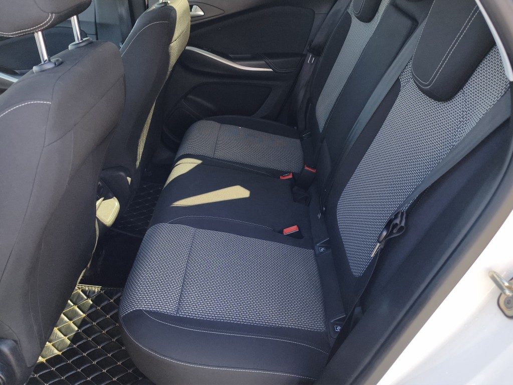 OPEL Grandland X 1.6 CDTi Enjoy-image-3