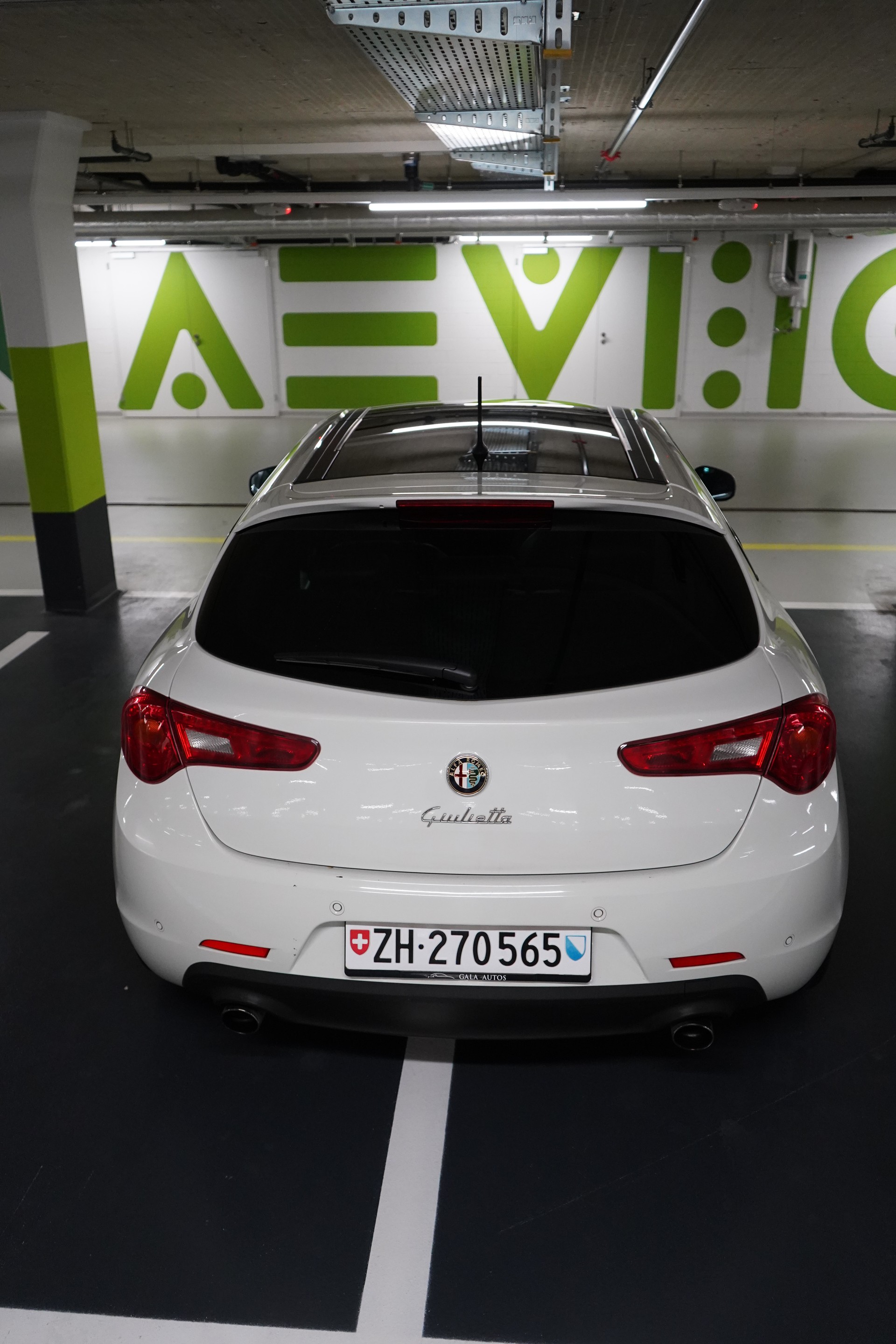 ALFA ROMEO Giulietta 1750 TBi Quadrifoglio Verde-image-3