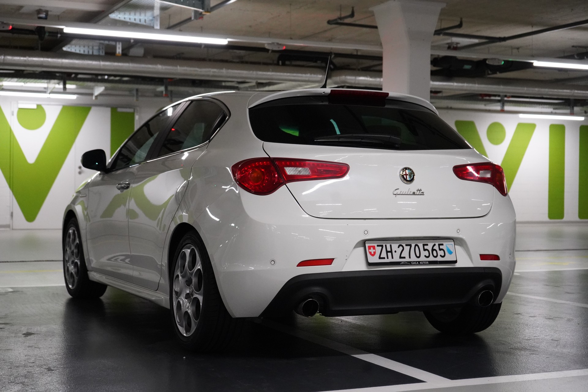 ALFA ROMEO Giulietta 1750 TBi Quadrifoglio Verde-image-2