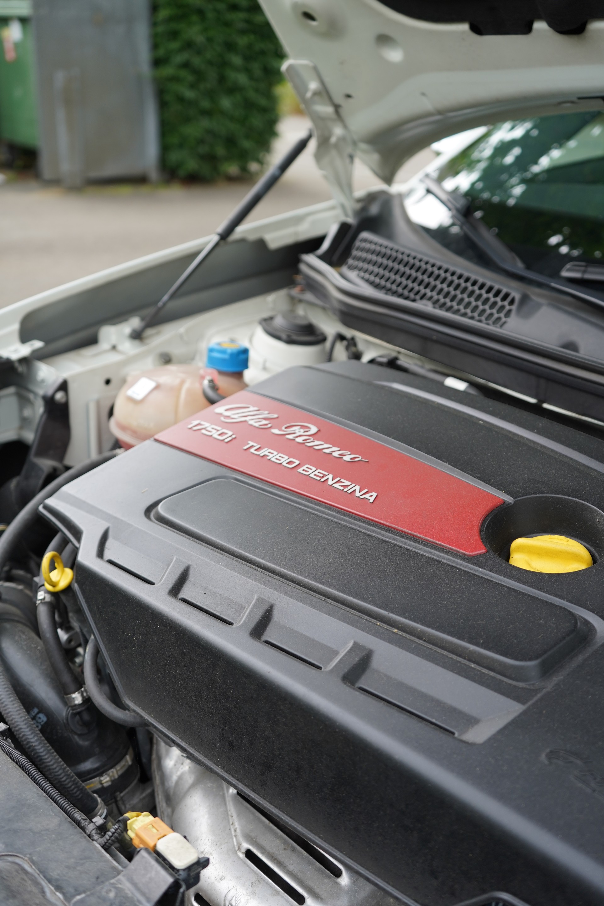 ALFA ROMEO Giulietta 1750 TBi Quadrifoglio Verde-image-8