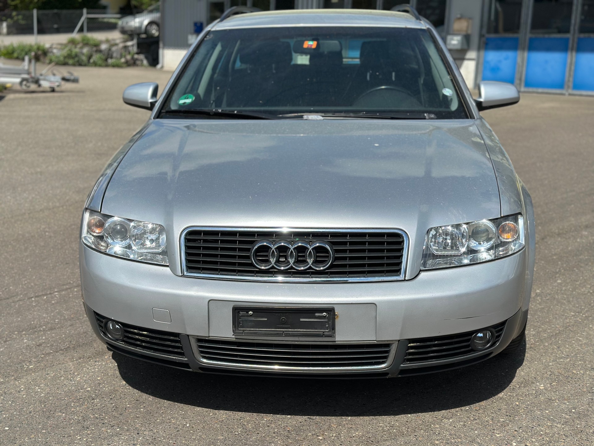 AUDI A4 Avant 1.8 T-image-4