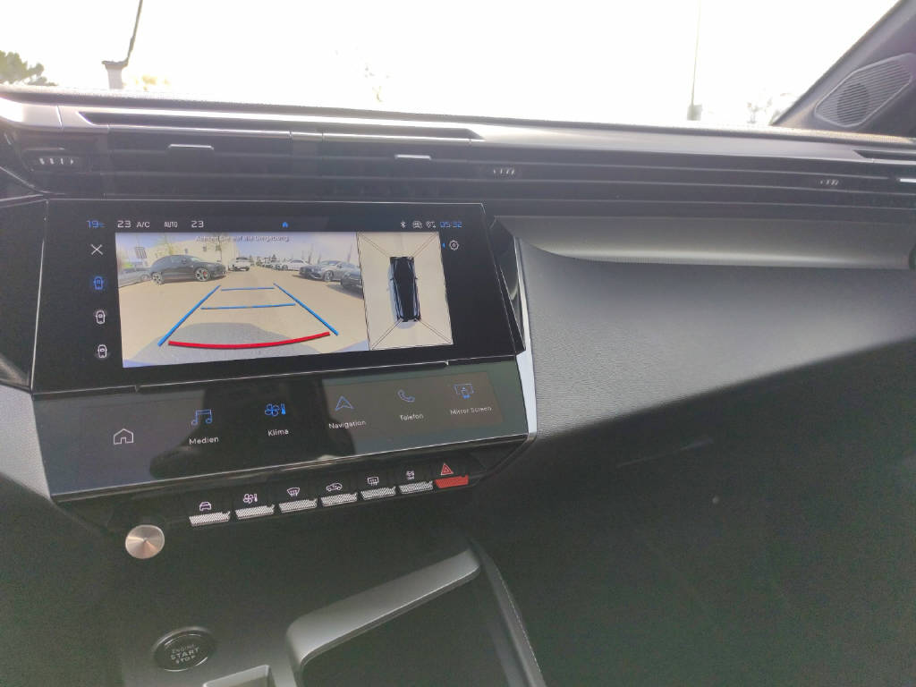 PEUGEOT 308 SW 1.6 PHEV 180 GT-image-5