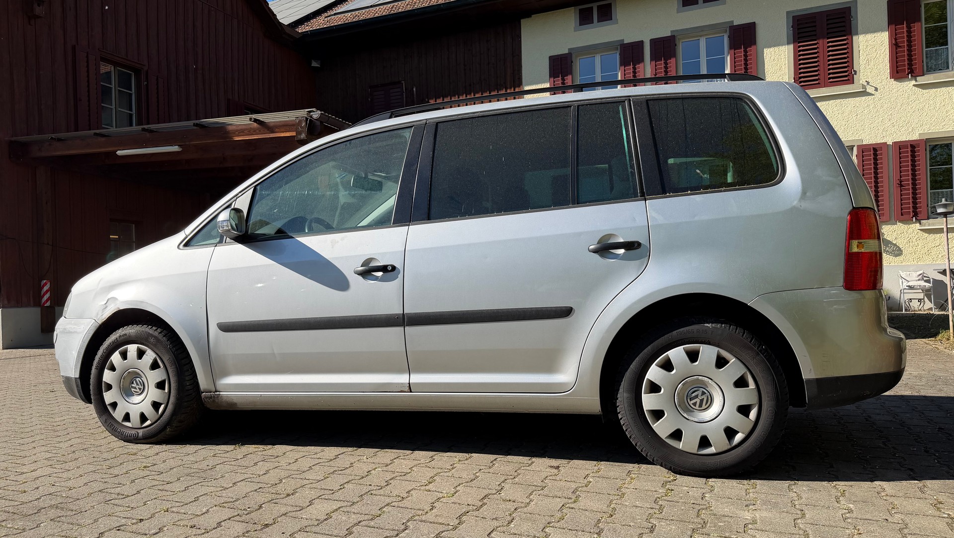 VW Touran 1.9 TDI Trendline-image-3