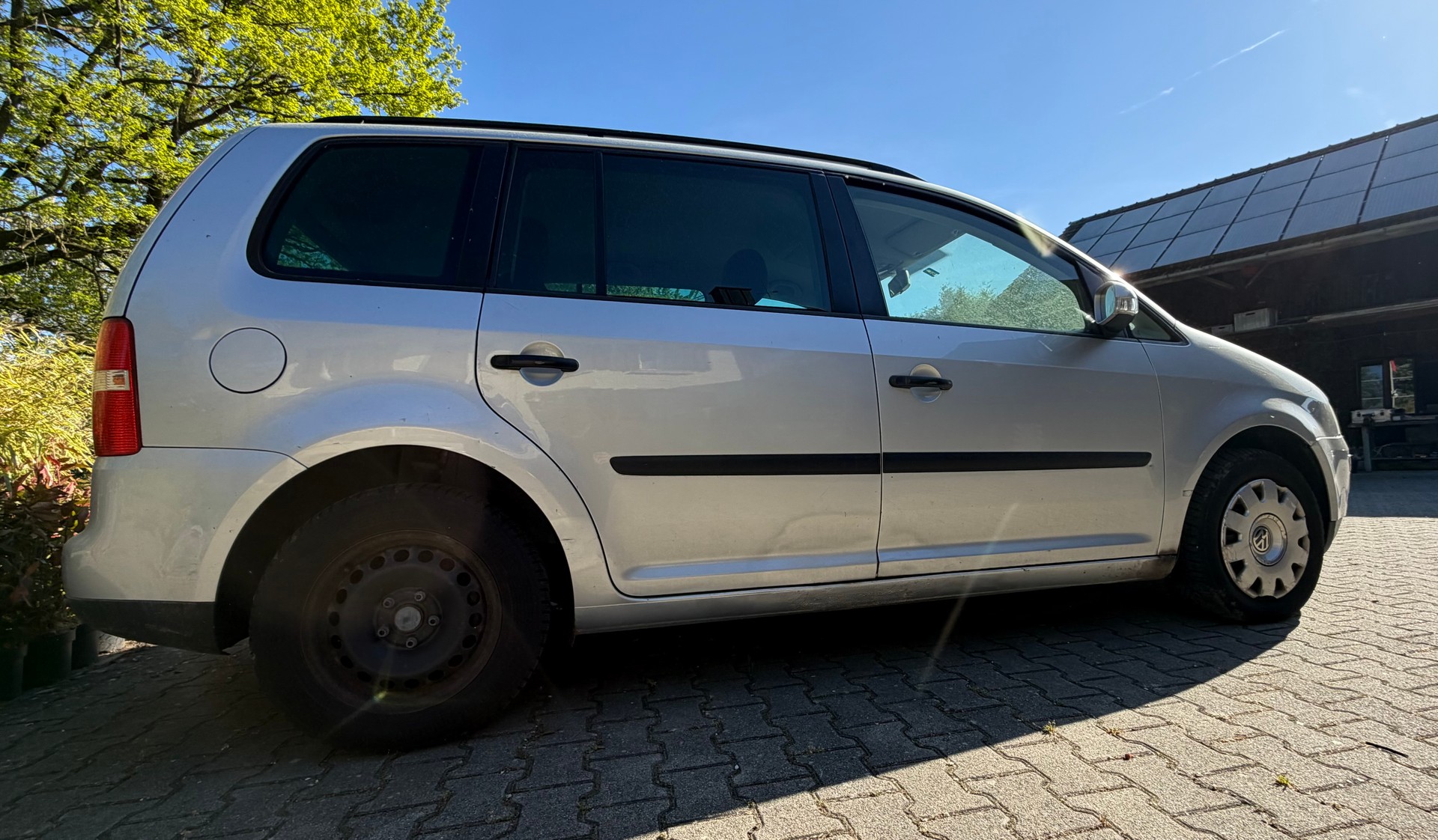 VW Touran 1.9 TDI Trendline-image-4