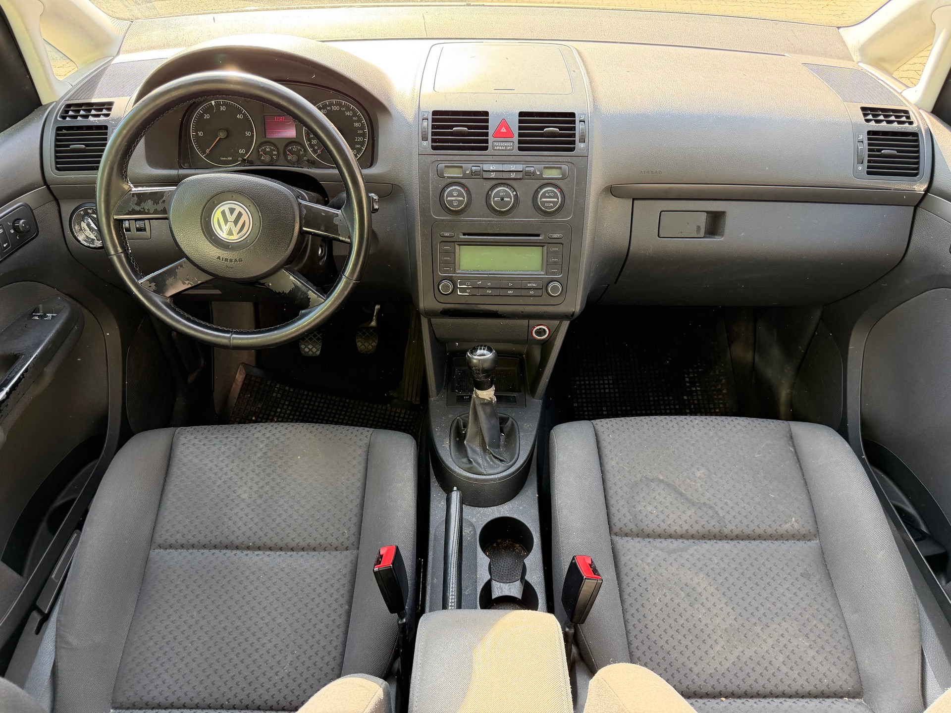 VW Touran 1.9 TDI Trendline-image-7