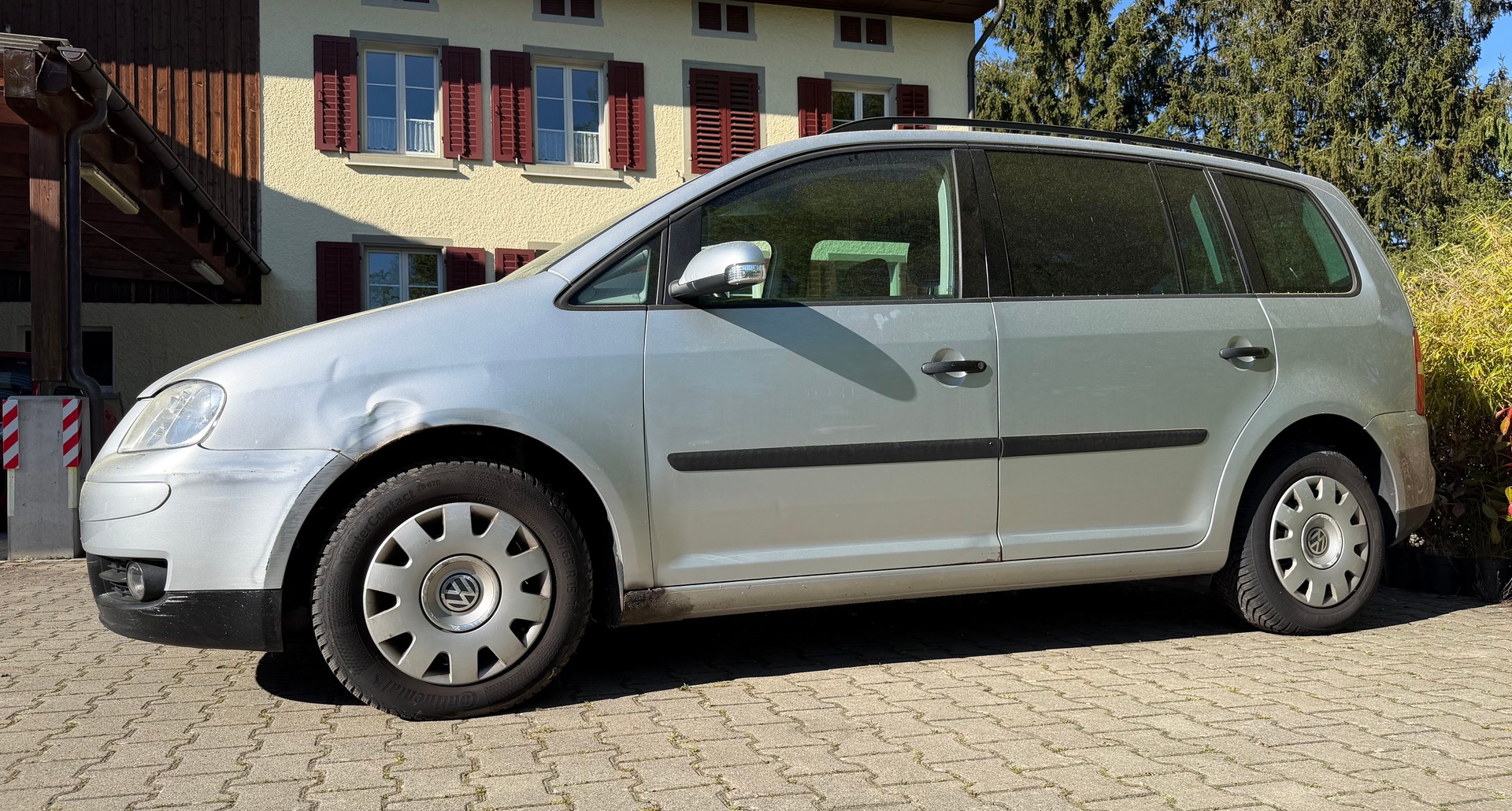 VW Touran 1.9 TDI Trendline-image-2