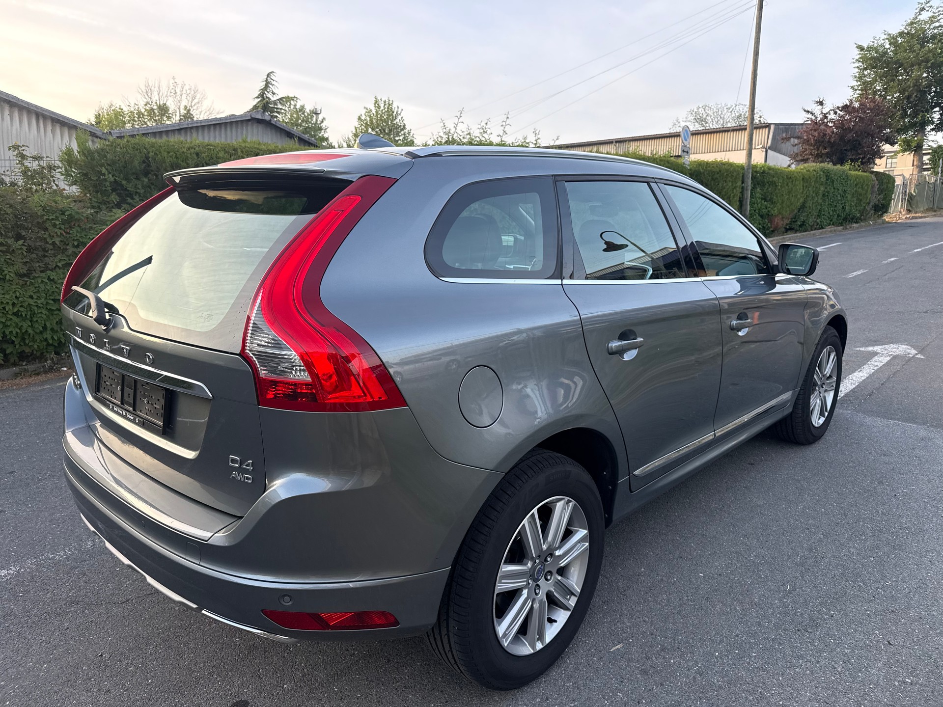 VOLVO XC60 D4 AWD OceanRace Geartronic-image-6