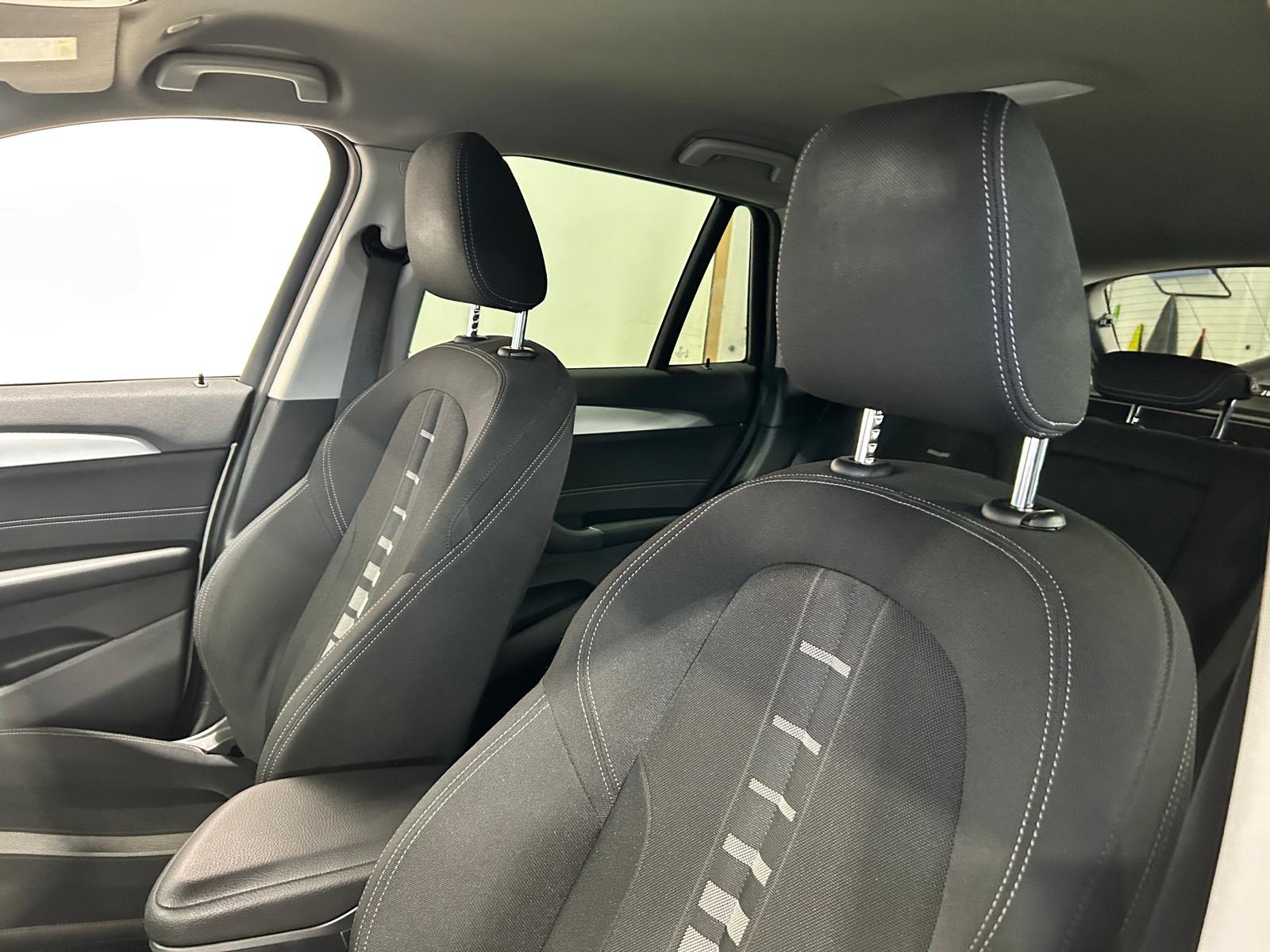 BMW X1 20d xDrive CH FAHRZEUG AUS 1. HAND-image-18
