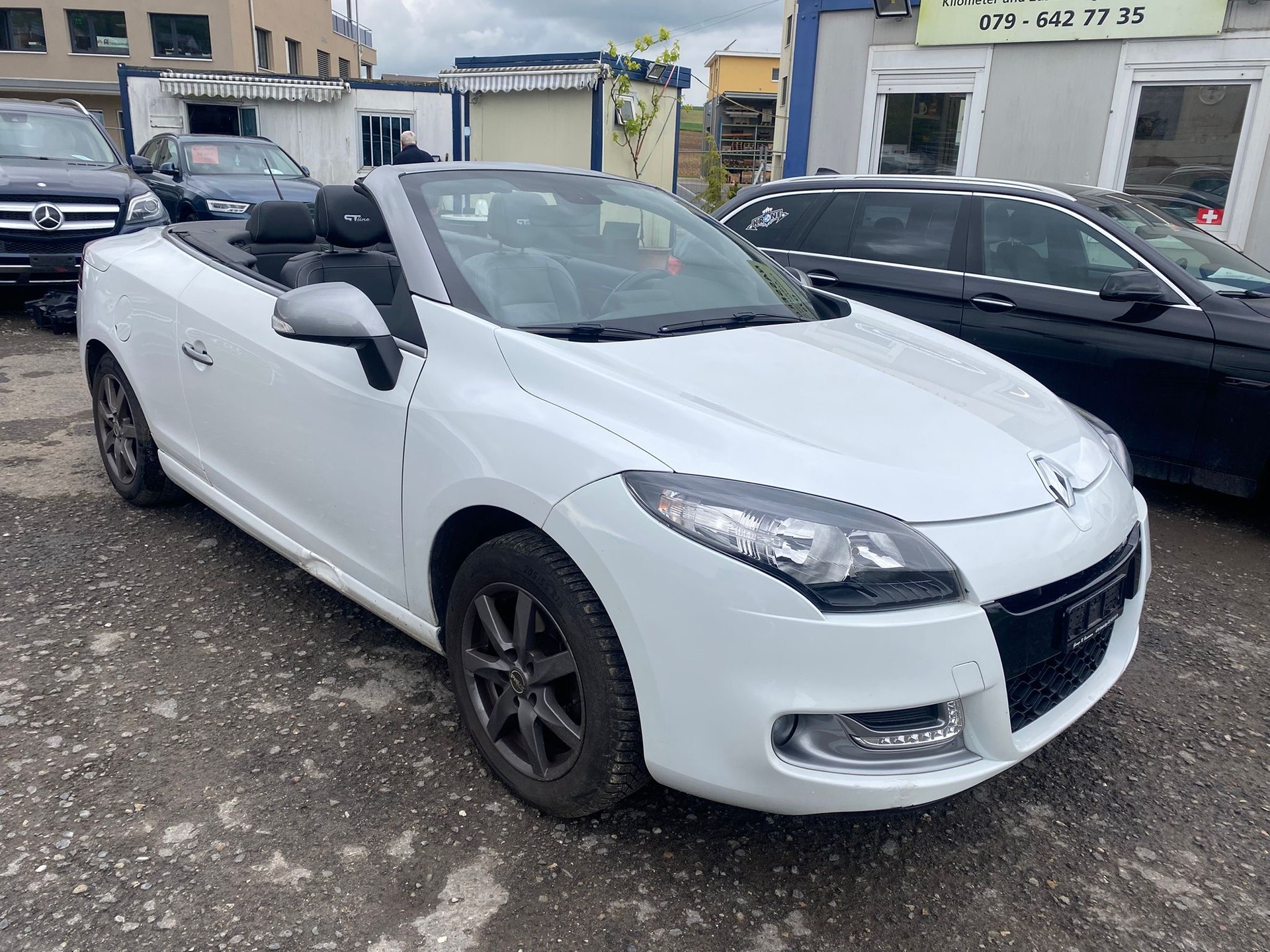 RENAULT Mégane CC 1.4 16V Turbo GT Line-image-1