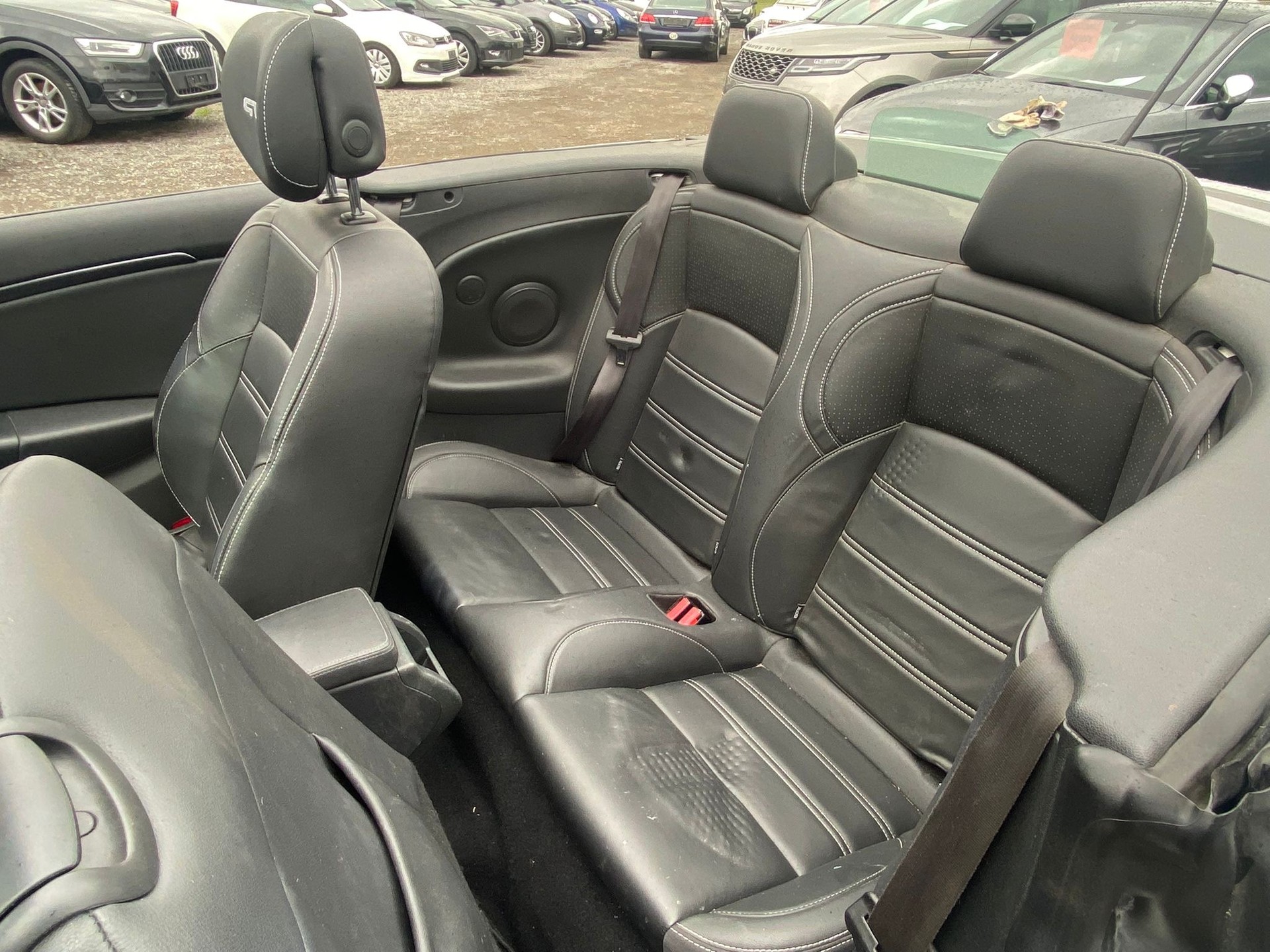 RENAULT Mégane CC 1.4 16V Turbo GT Line-image-9