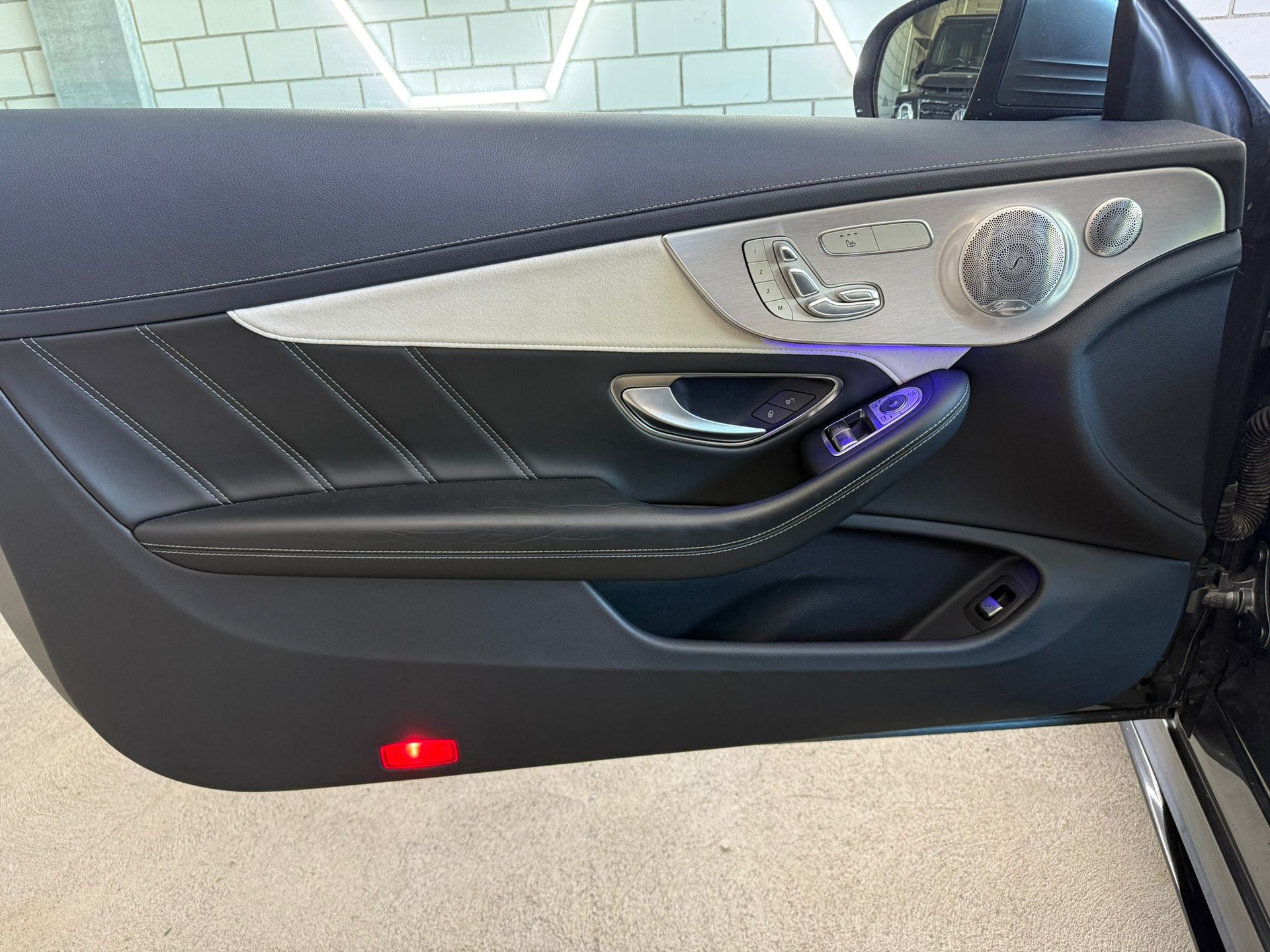 MERCEDES-BENZ C 63 S AMG 9G-tronic-image-5