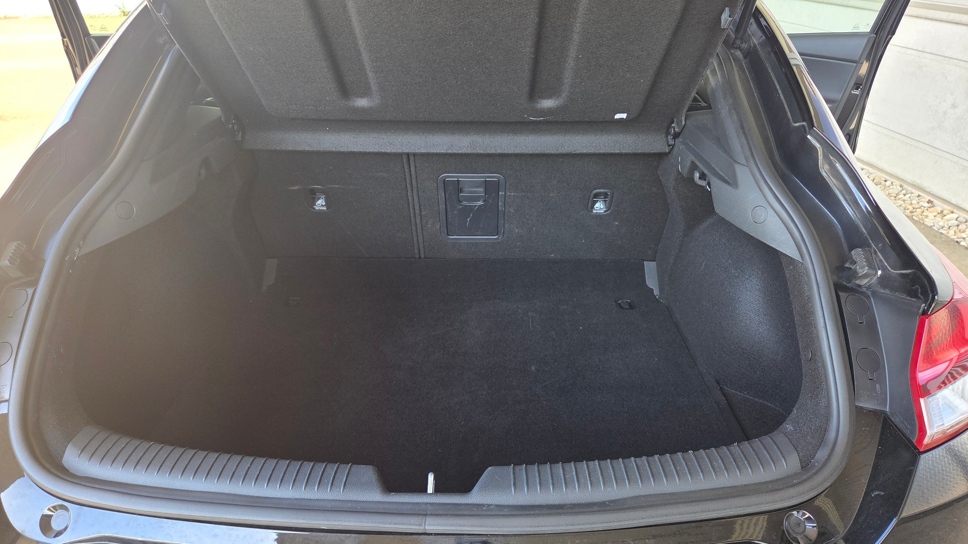 HYUNDAI i30 Fastback 1.5 T-GDi N Line 48V MH iMT-image-12