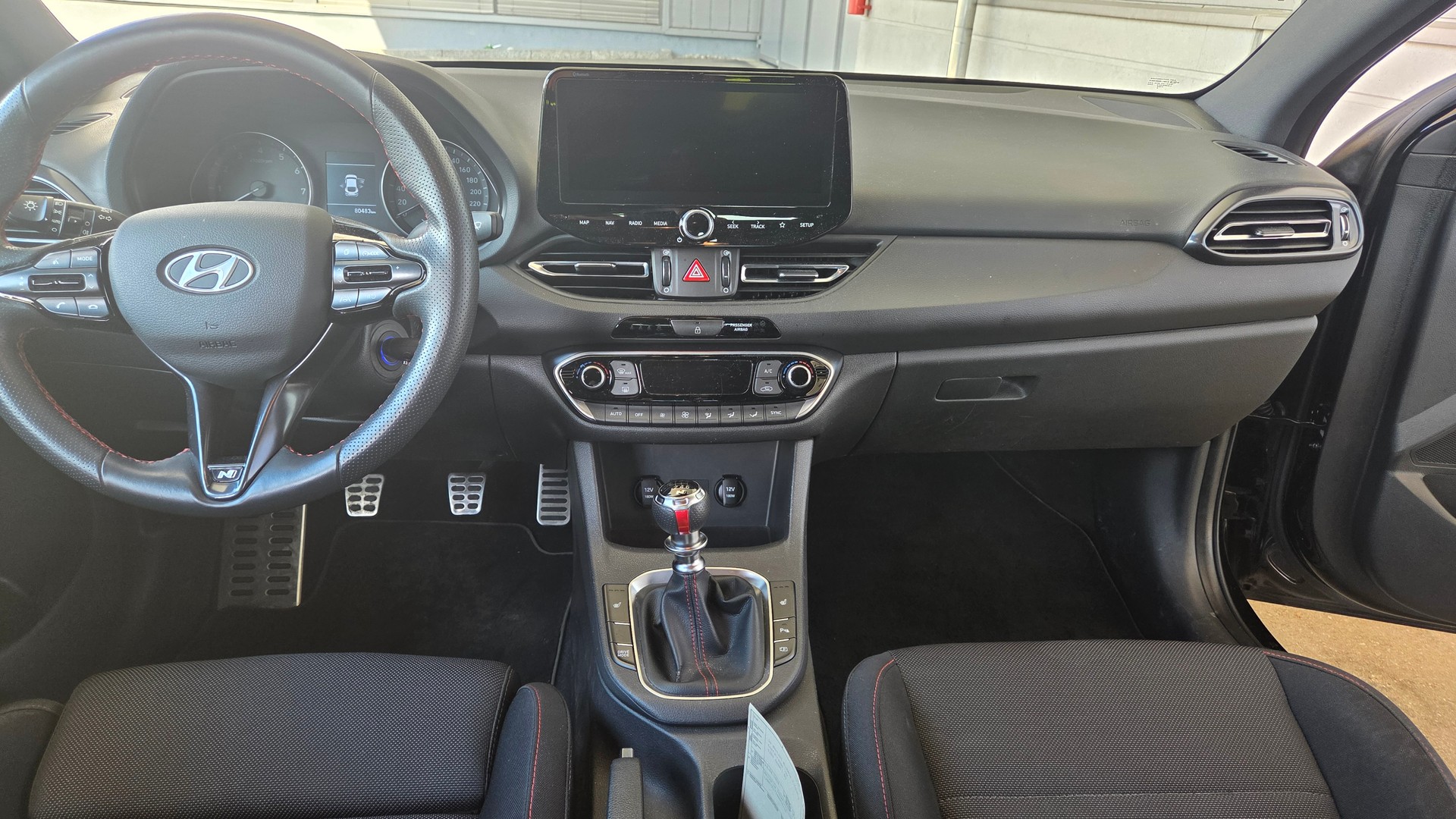 HYUNDAI i30 Fastback 1.5 T-GDi N Line 48V MH iMT-image-8