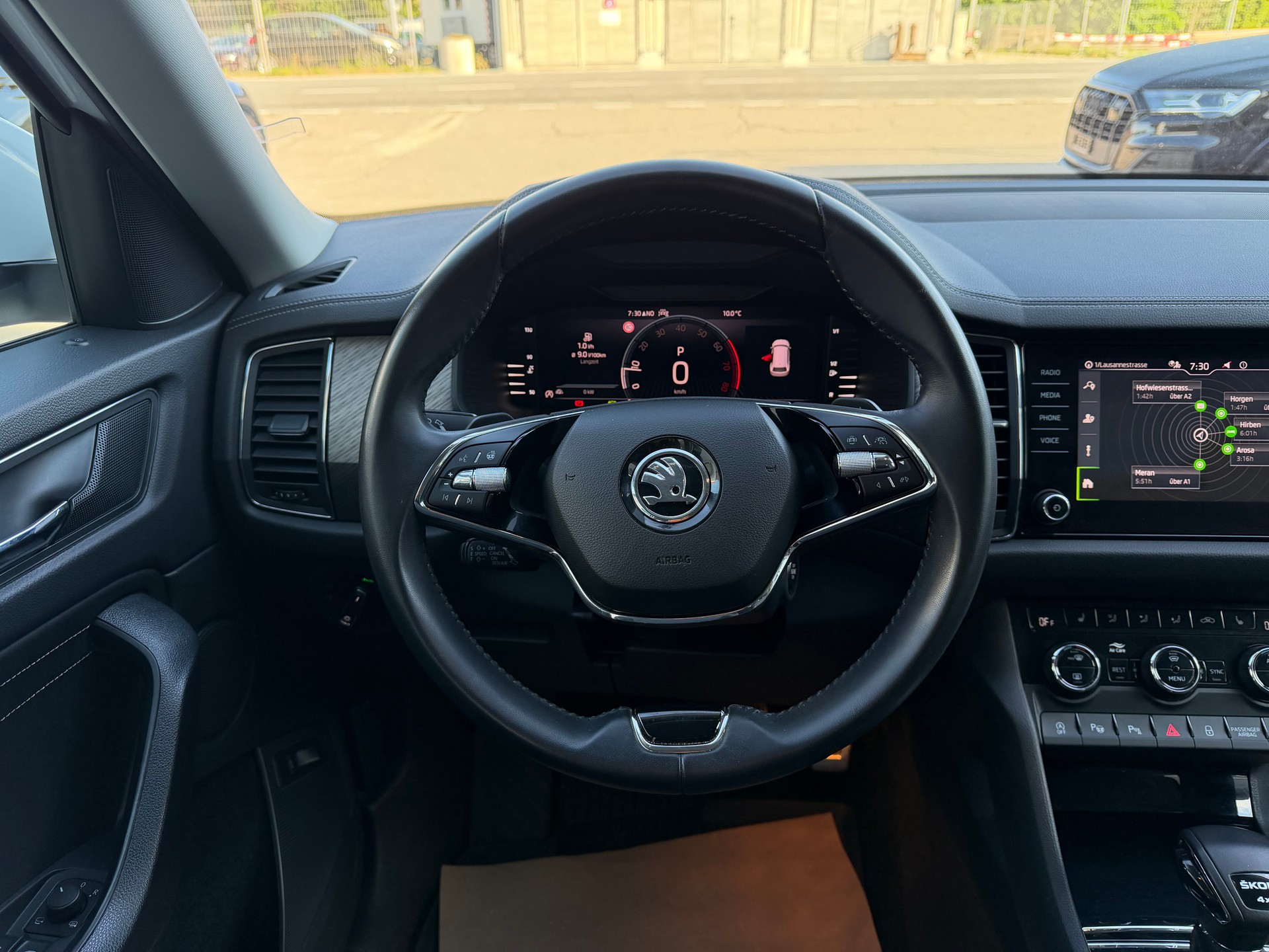 SKODA Kodiaq 2.0 TSI 4x4 Style-image-15