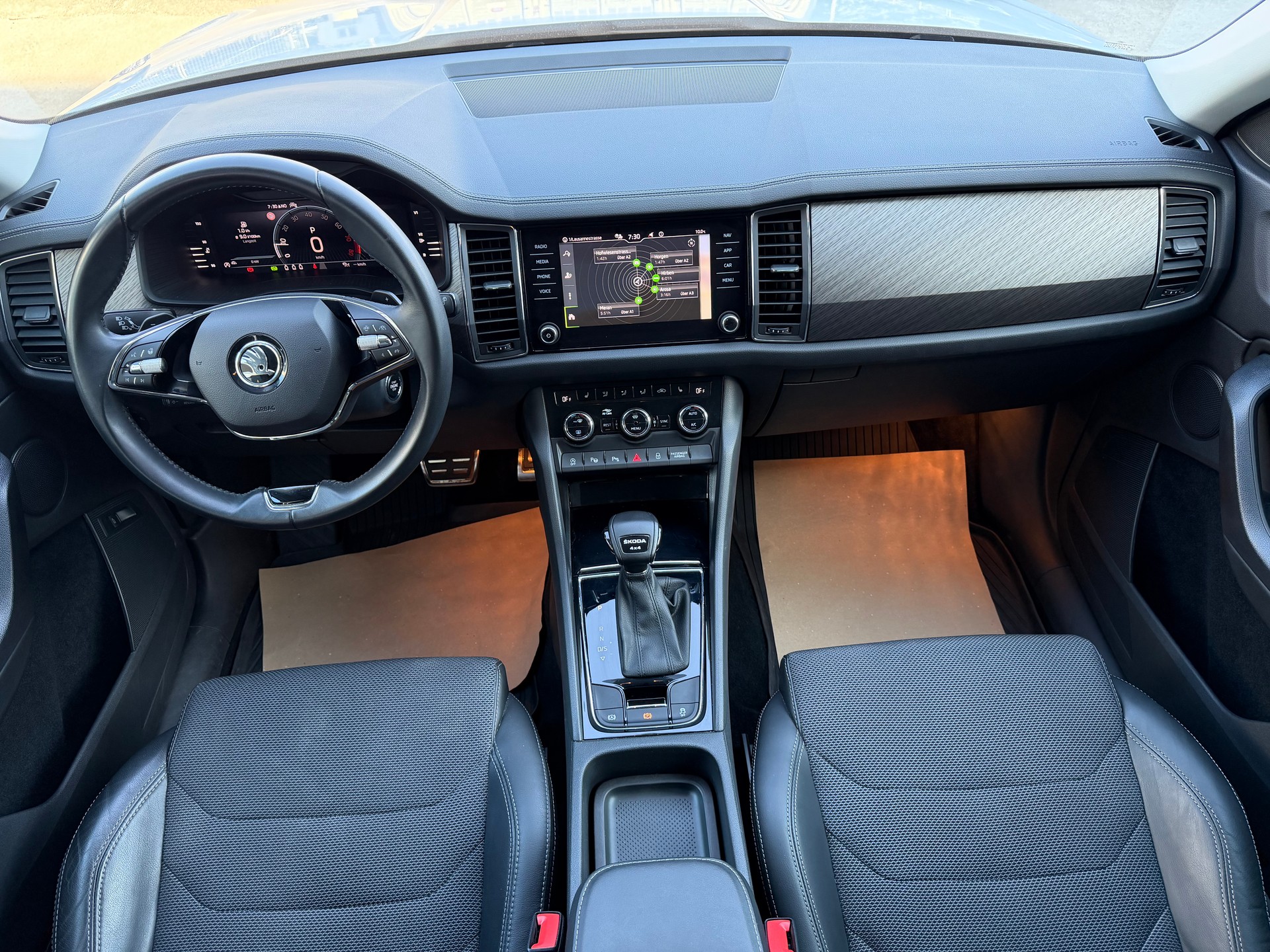 SKODA Kodiaq 2.0 TSI 4x4 Style-image-11