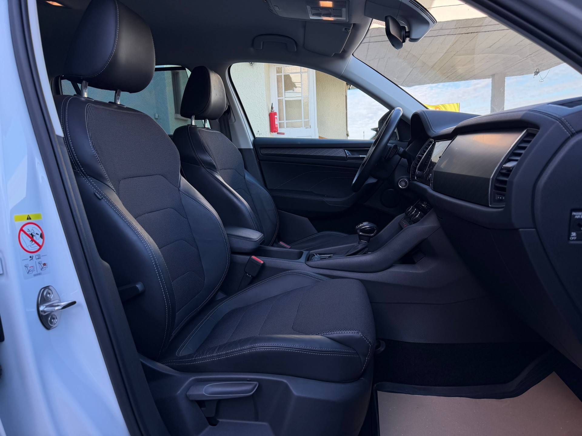 SKODA Kodiaq 2.0 TSI 4x4 Style-image-13
