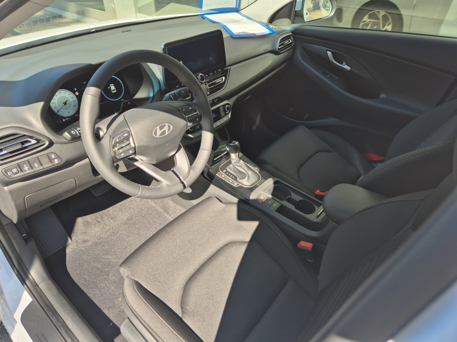 HYUNDAI i30 Wagon 1.6 T-GDi Amplia-image-4
